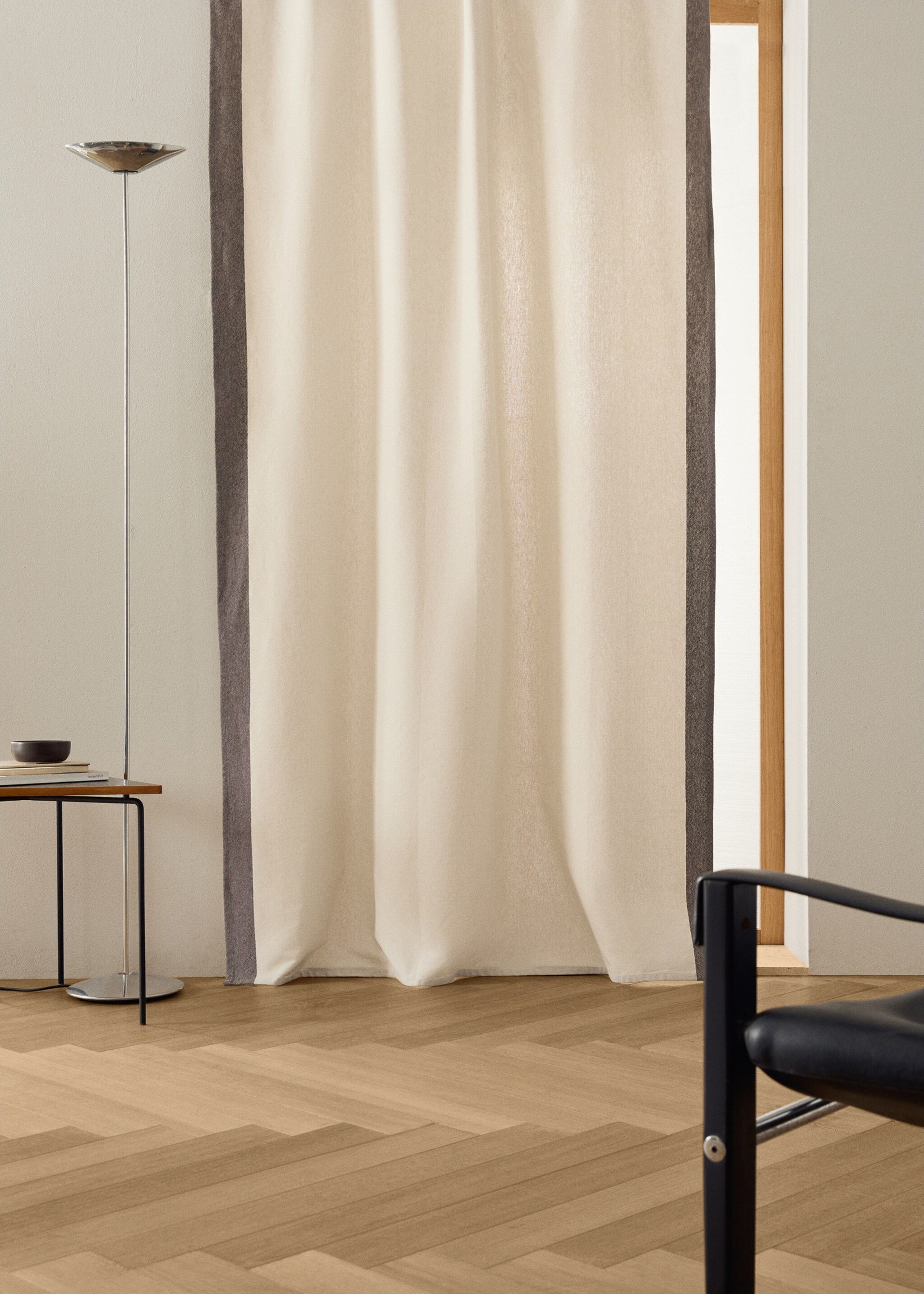 Curtain banda - General plane, Medium Brown. Ref: 17073313-00.