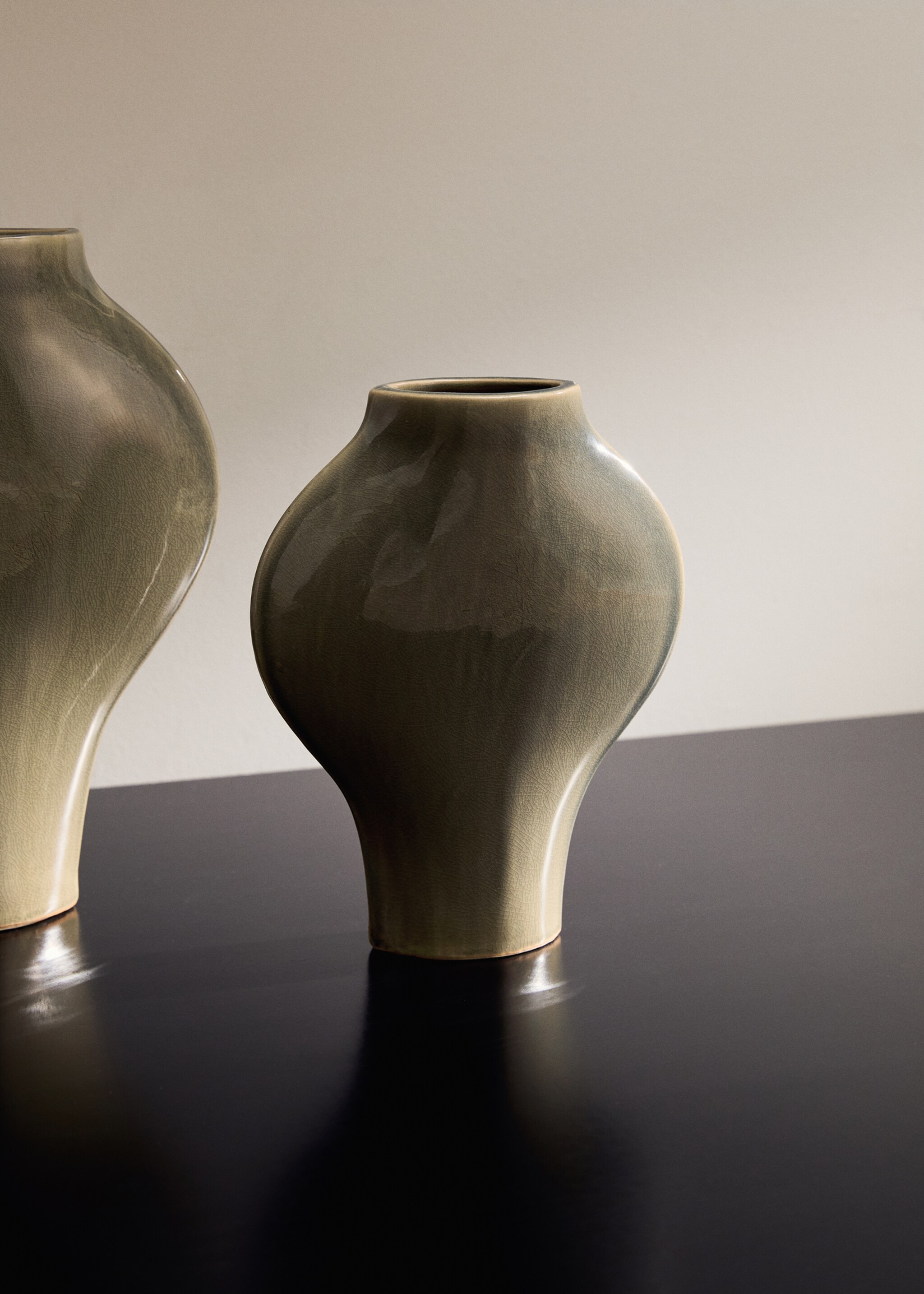 Small stoneware vase - General plane, Grey. Ref: 17073333-00.