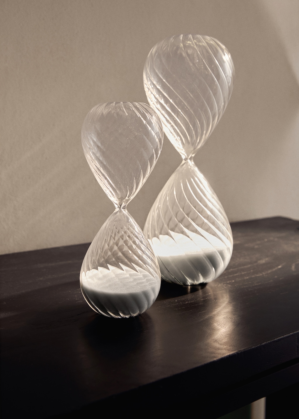 Medium spiral hourglass