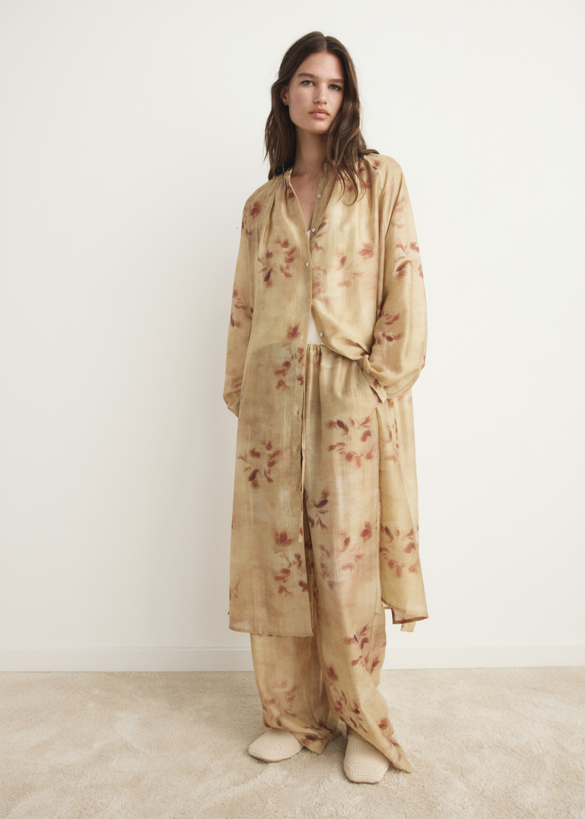 Bladprint caftan - Overzichtstekening, Zand. Ref: 17074103-00.