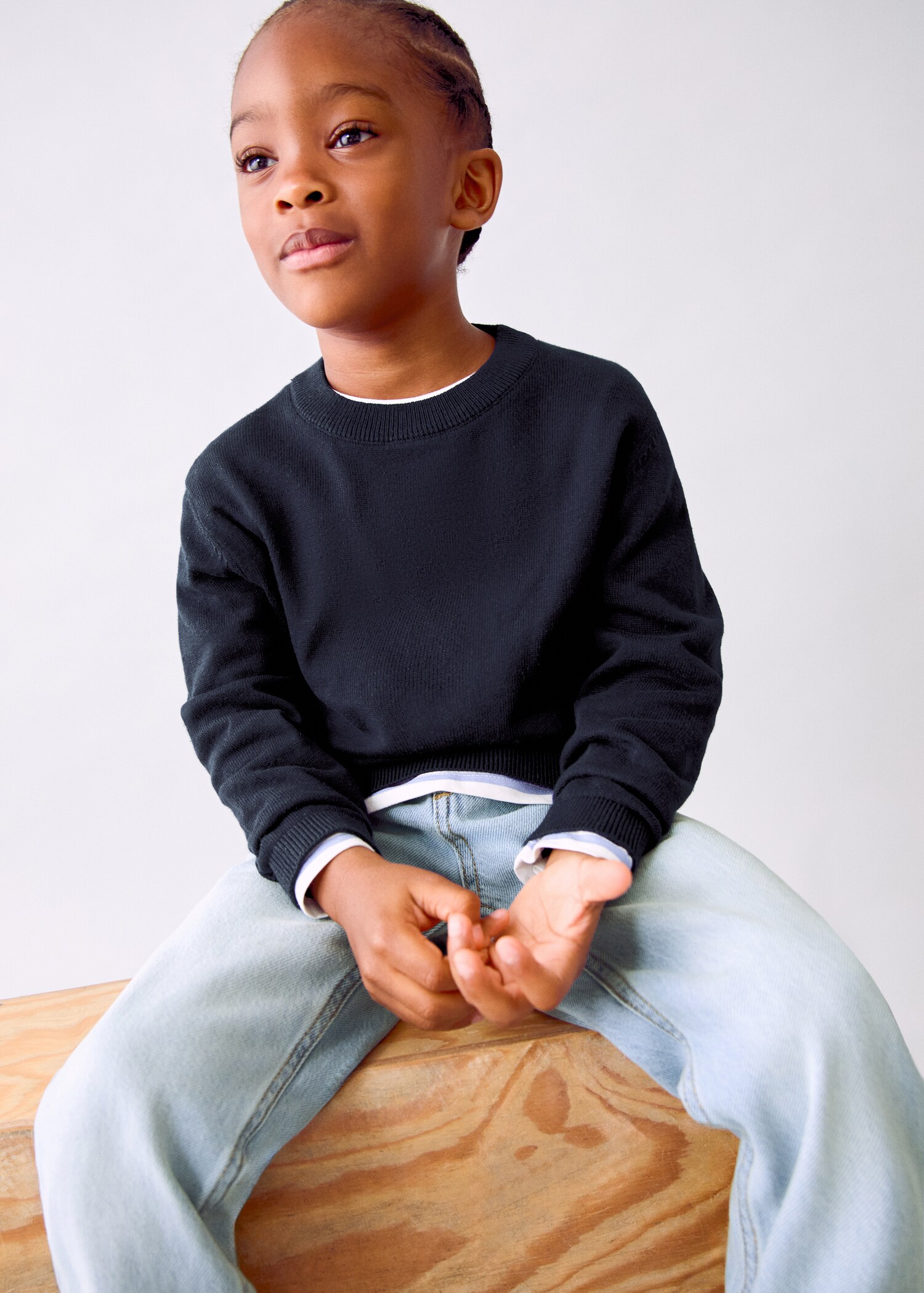Knitted sweater with ribbed details - General plane