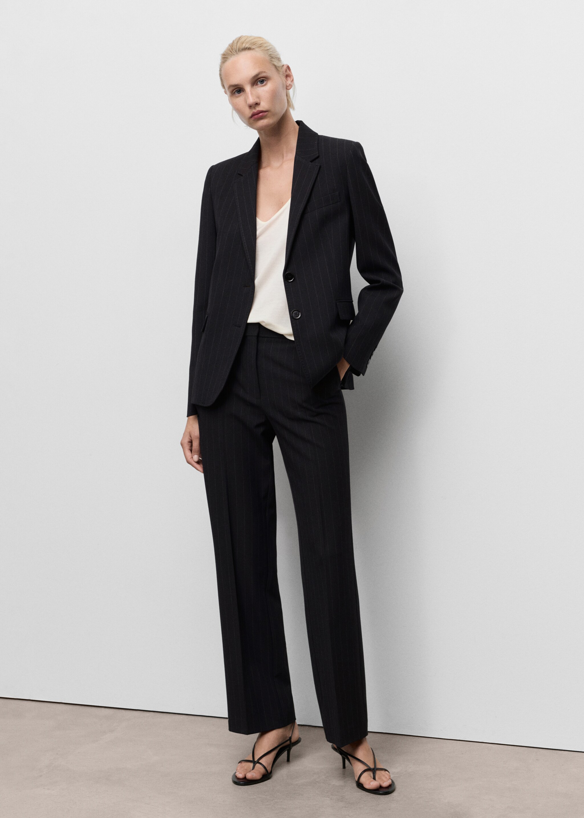 Straight-fit suit trousers - General plane, Navy. Ref: 17074786-00.