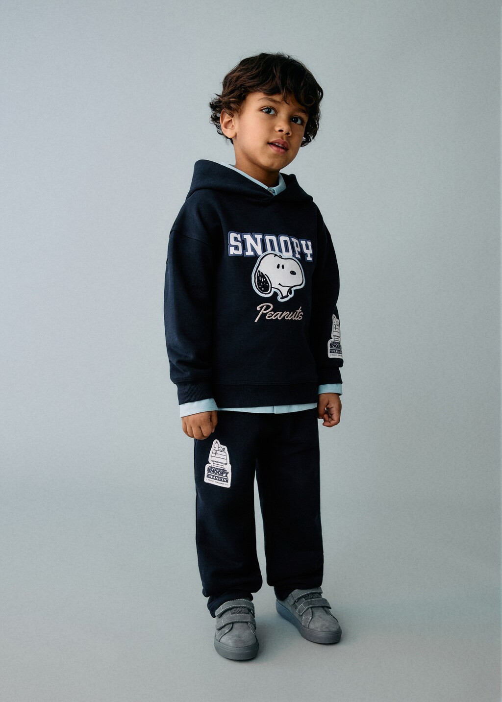 Snoopy embroidered joggers - Kids | MANGO USA
