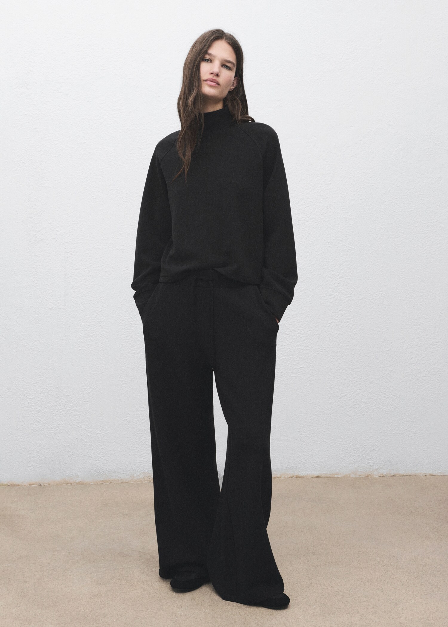 High collar sweatshirt - General plane