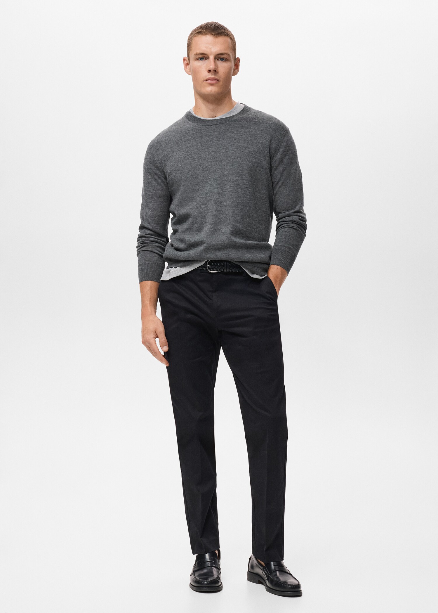Camisola de 100% lã com gola redonda - Plano geral