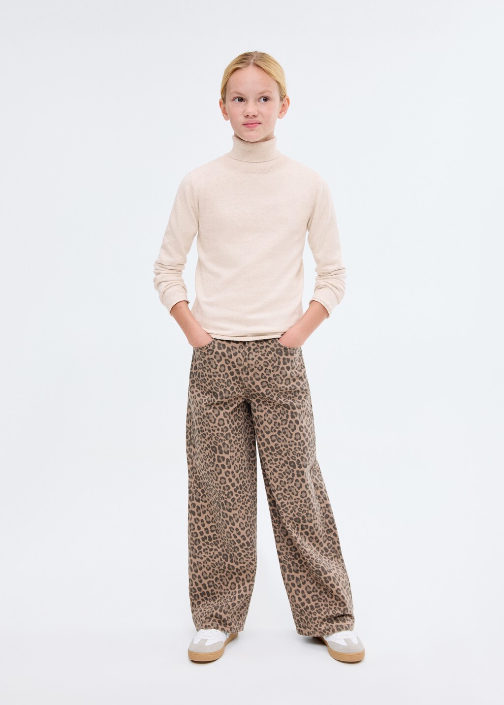 Turtleneck knit sweater