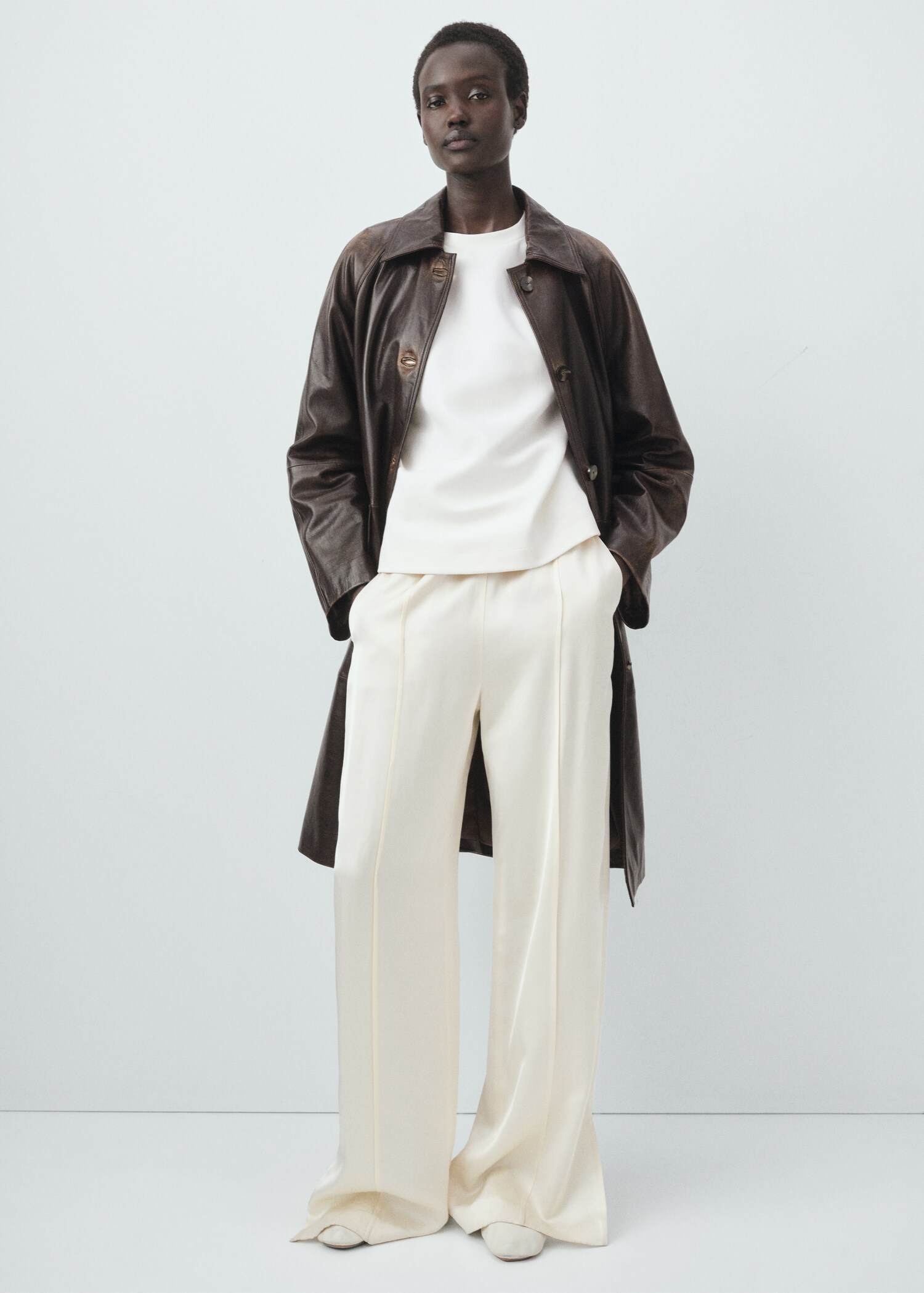 Manteau long 100% cuir - Plan général
