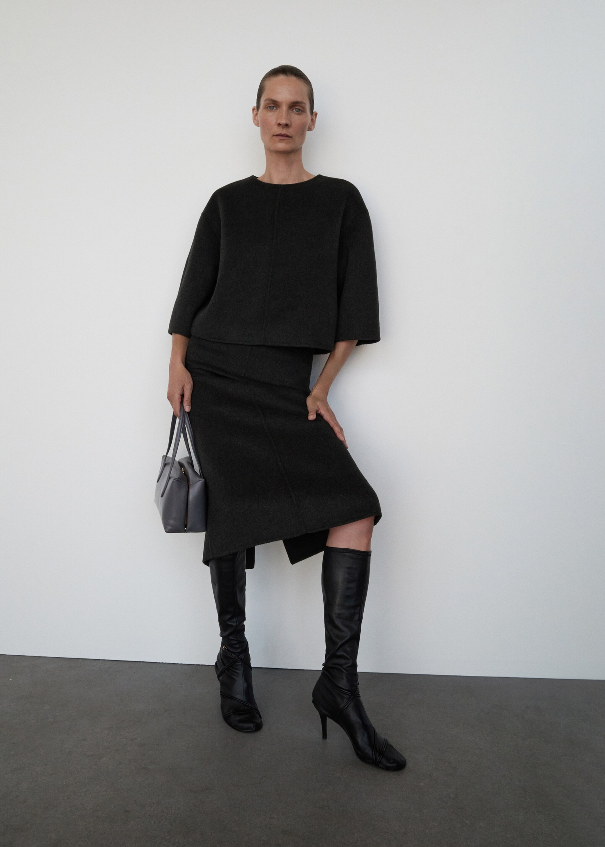 Wool midi-skirt with slit - General plane, Grey. Ref: 17076356-00.