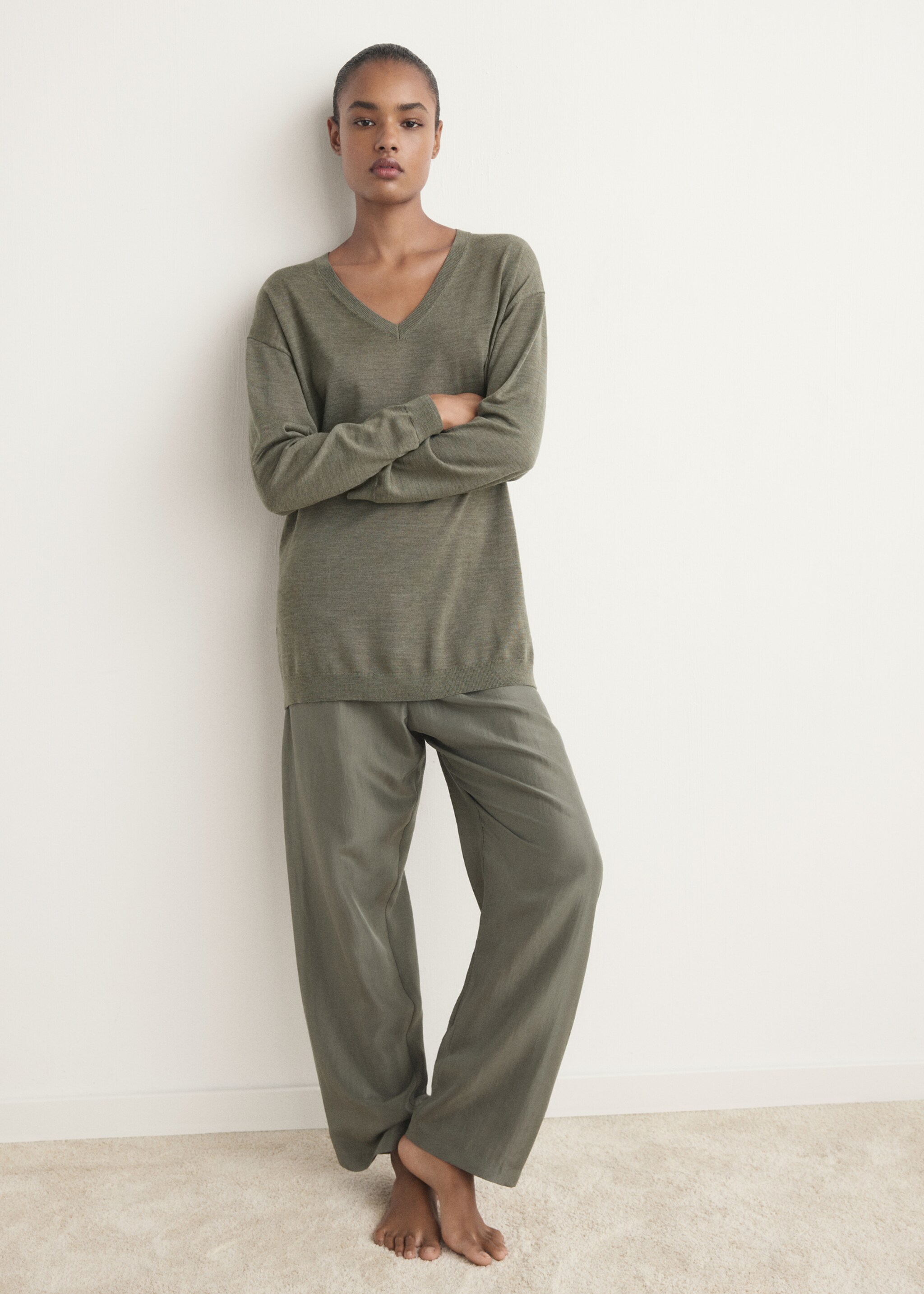 Wool pyjama sweater - General plane, Green. Ref: 17076722-00.