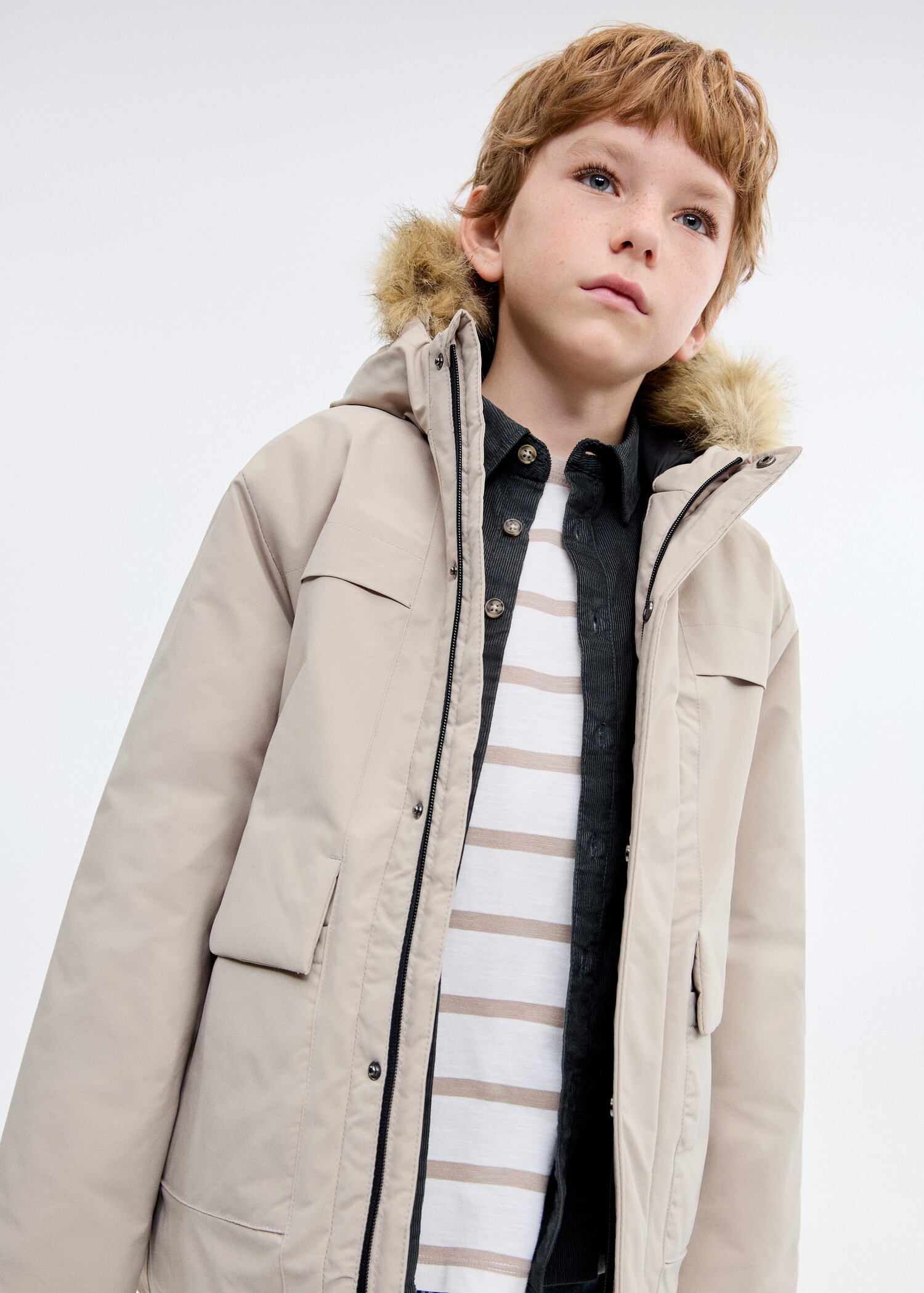 Anorak with shearling-effect hood - General plane