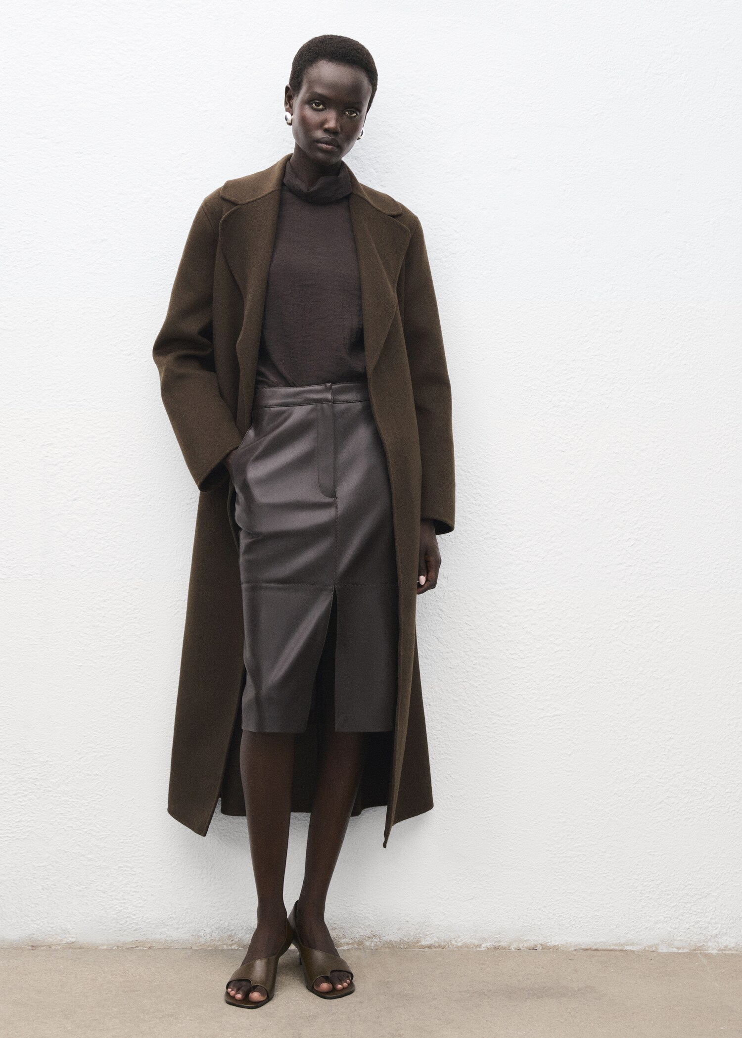 Coat batin - General plane