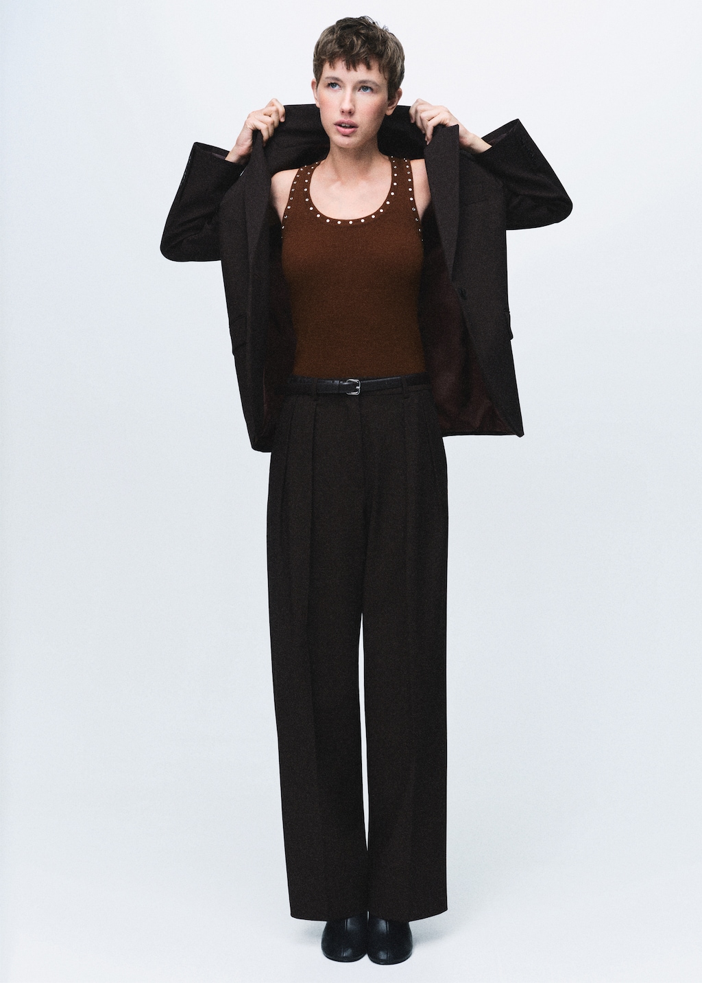 Knitted top with studs