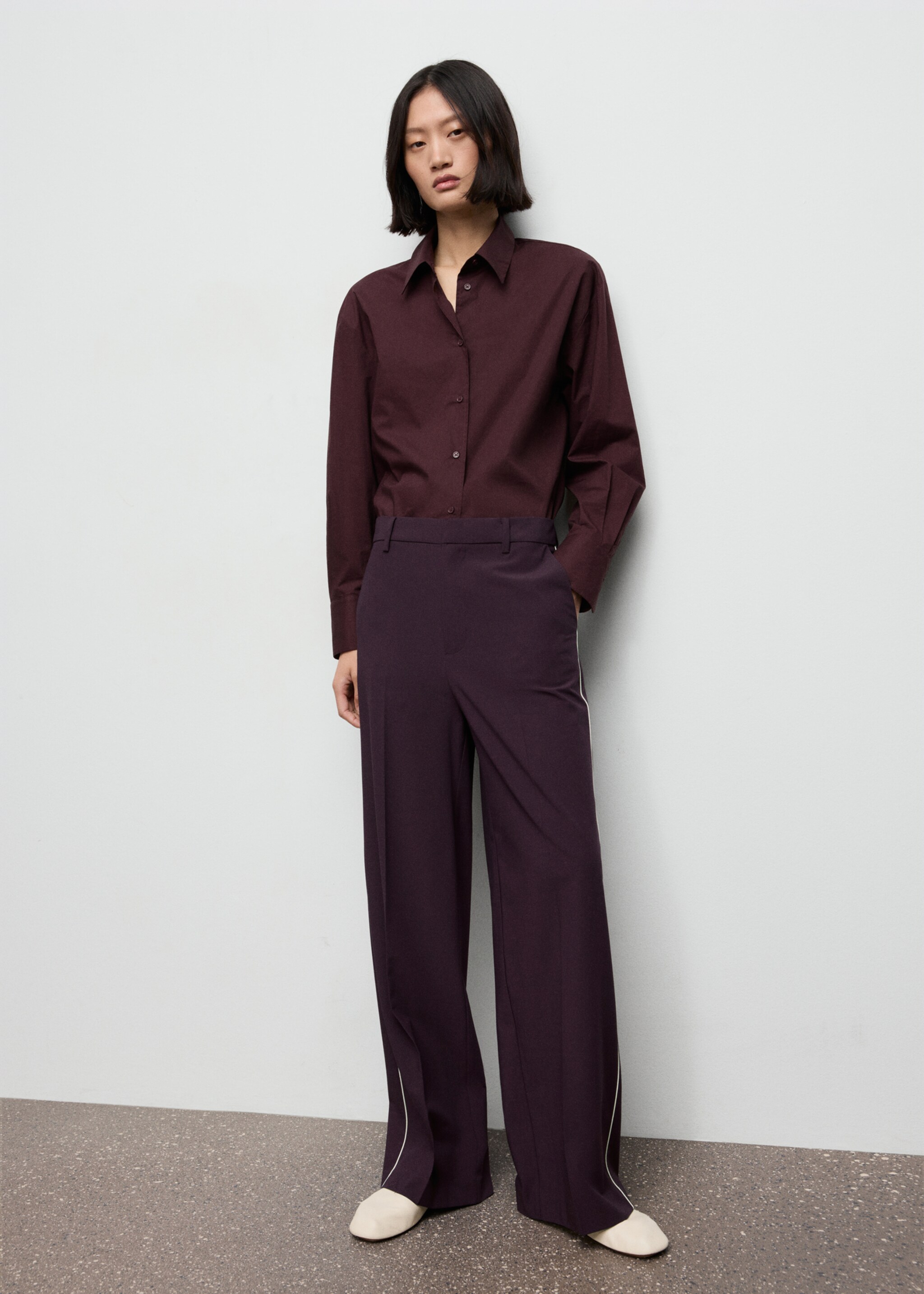 Side striped trousers - General plane, Maroon. Ref: 17077904-00.