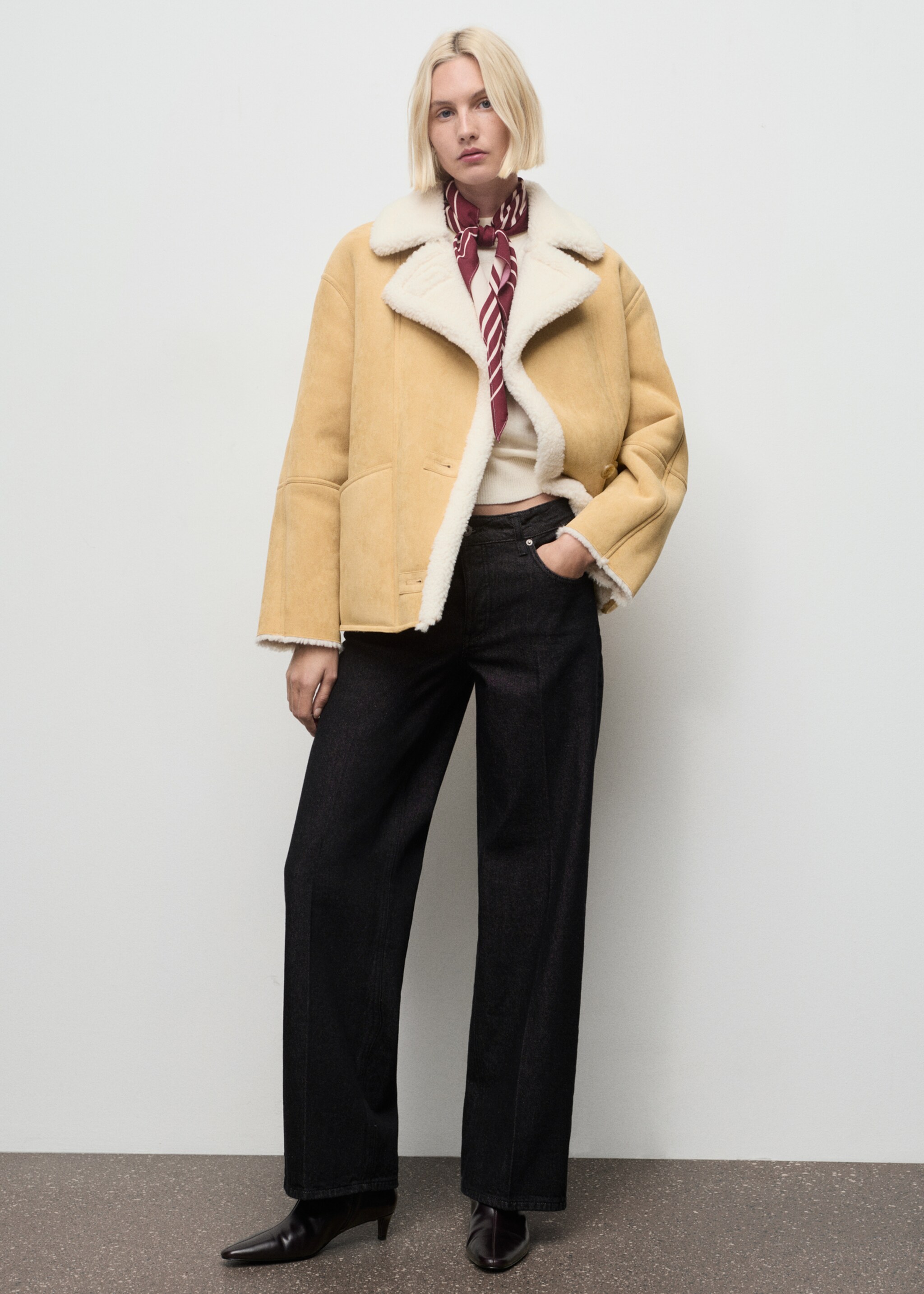 Suede-effect jacket with sheepskin collar - General plane, Medium Brown. Ref: 17078634-00.