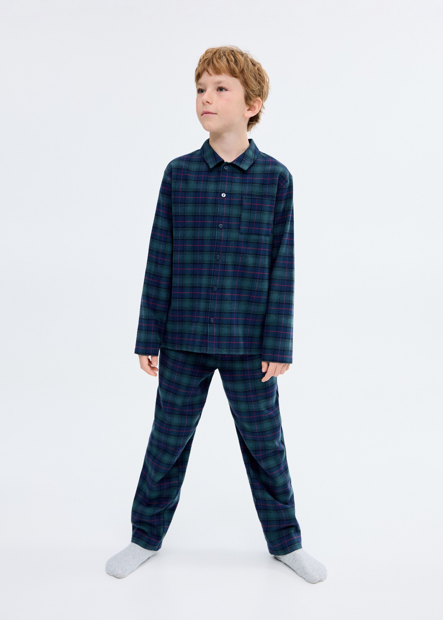 Set of long check pyjamas - General plane