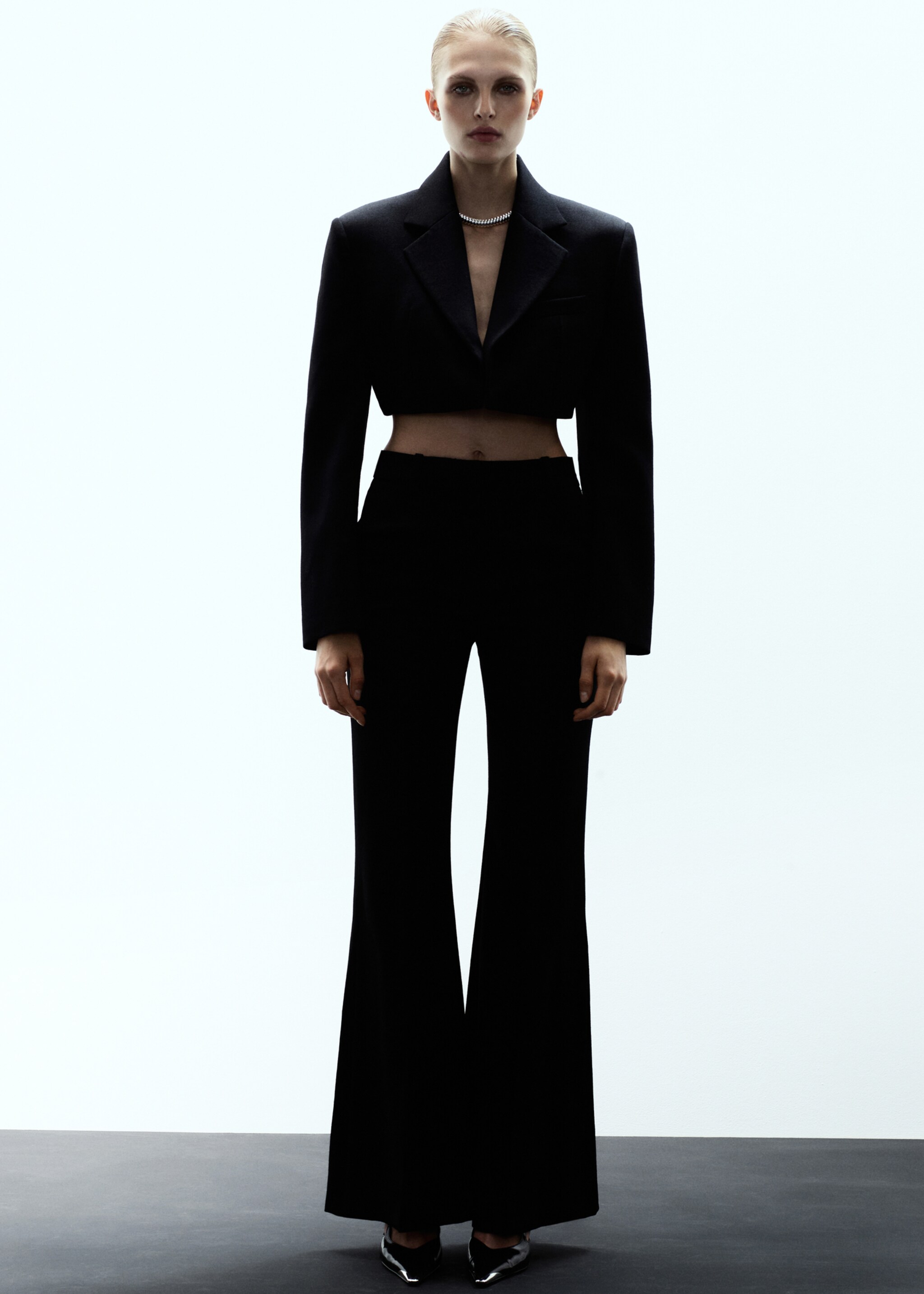 Blazer Anzug aus Wollstoff, Crop - Allgemeine Ansicht, Schwarz. Ref: 17079120-00.