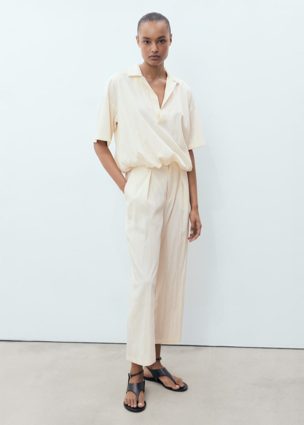 Textured crop trousers