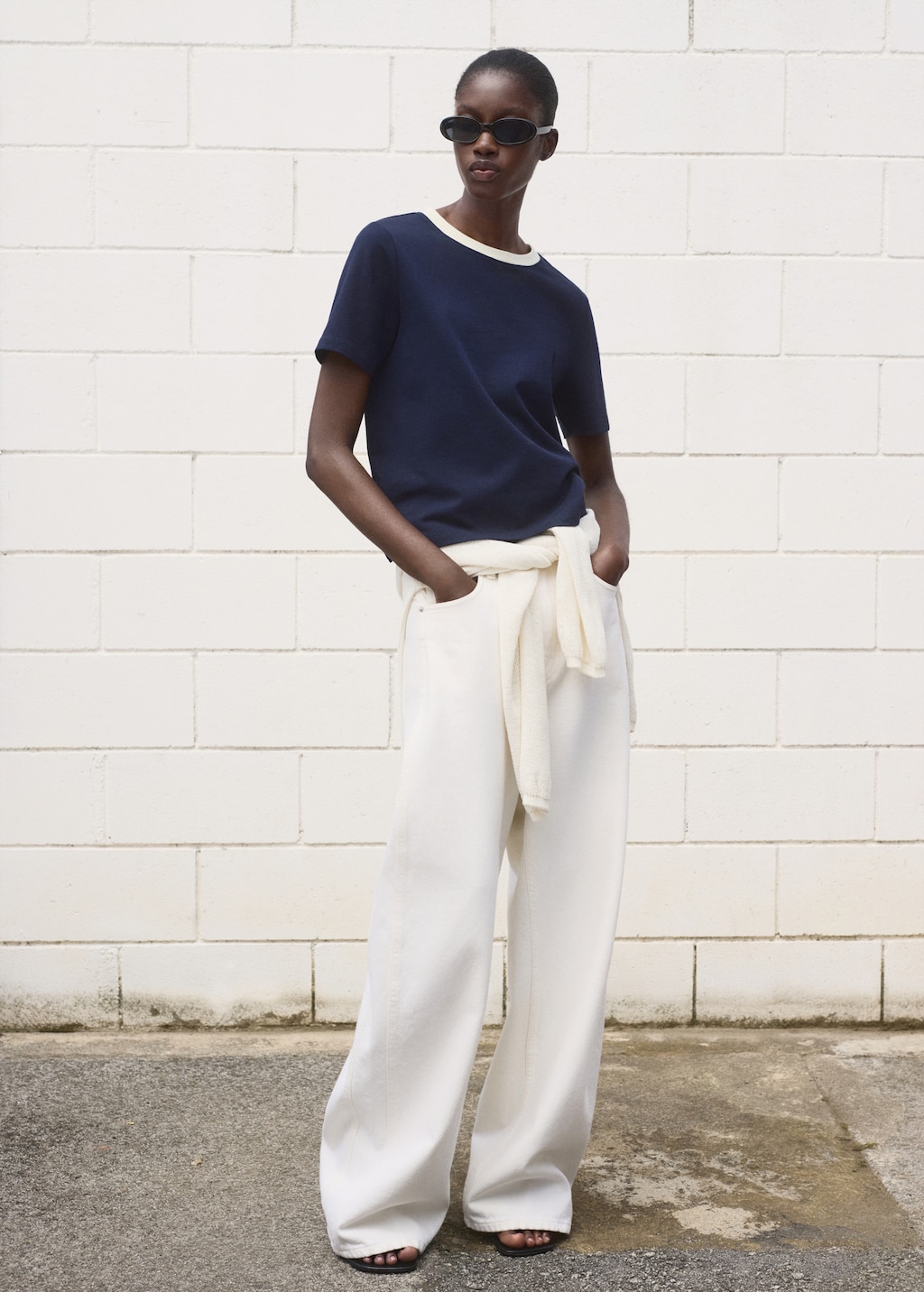 Contrasting collar cotton t-shirt - image 2