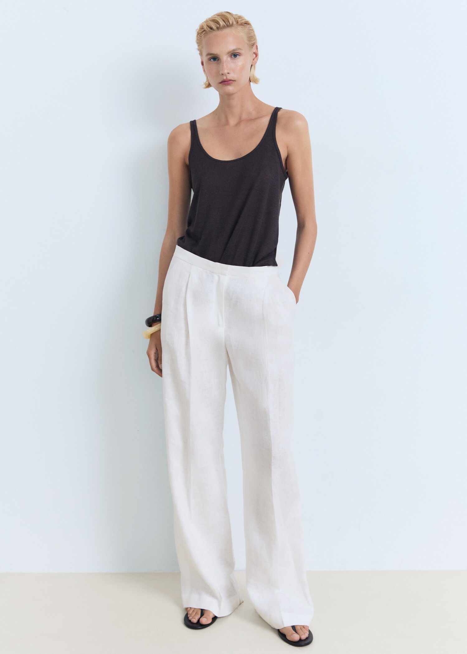 Strappy linen top - General plane