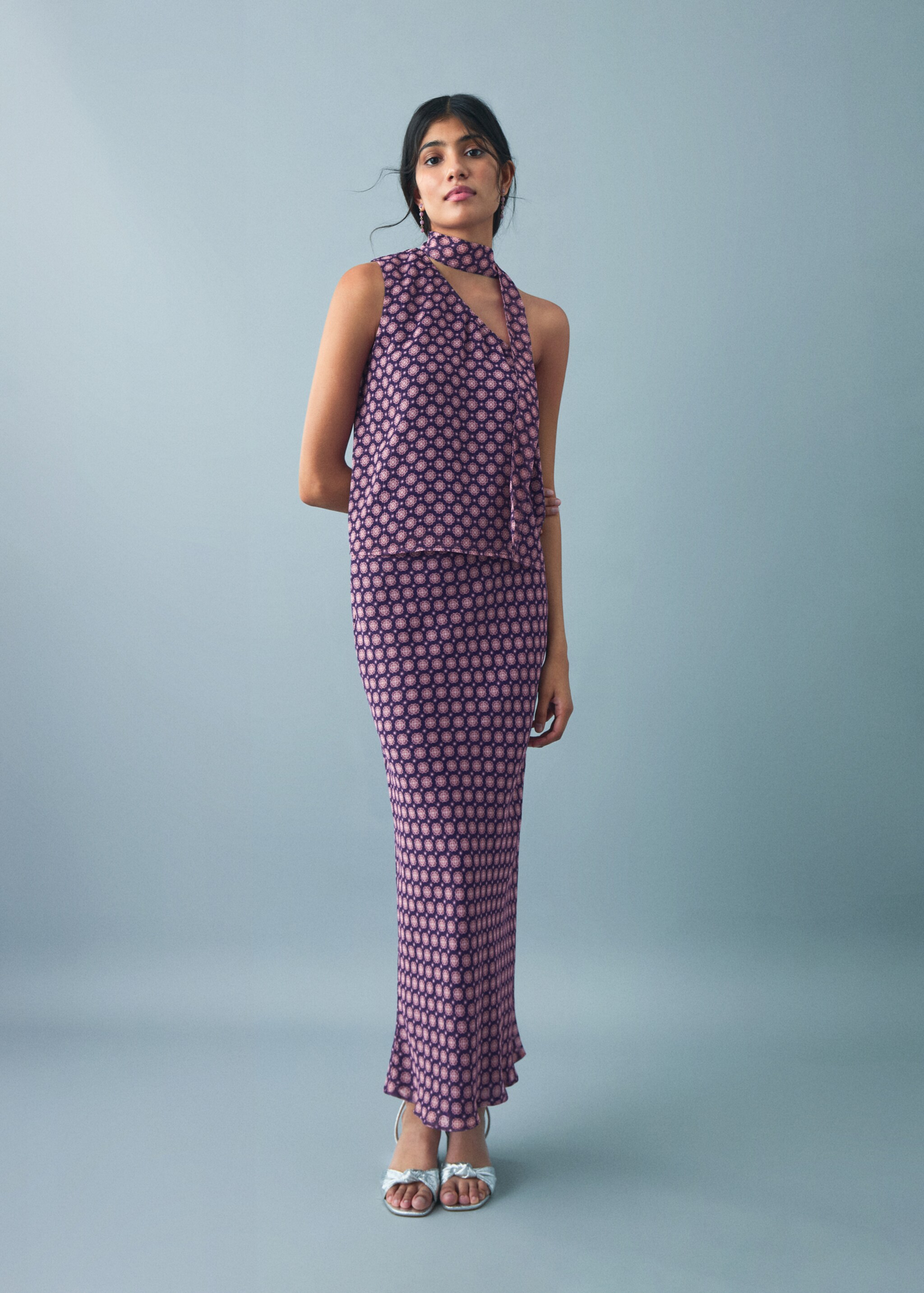 Blouse asymétrique col noué - Plan général