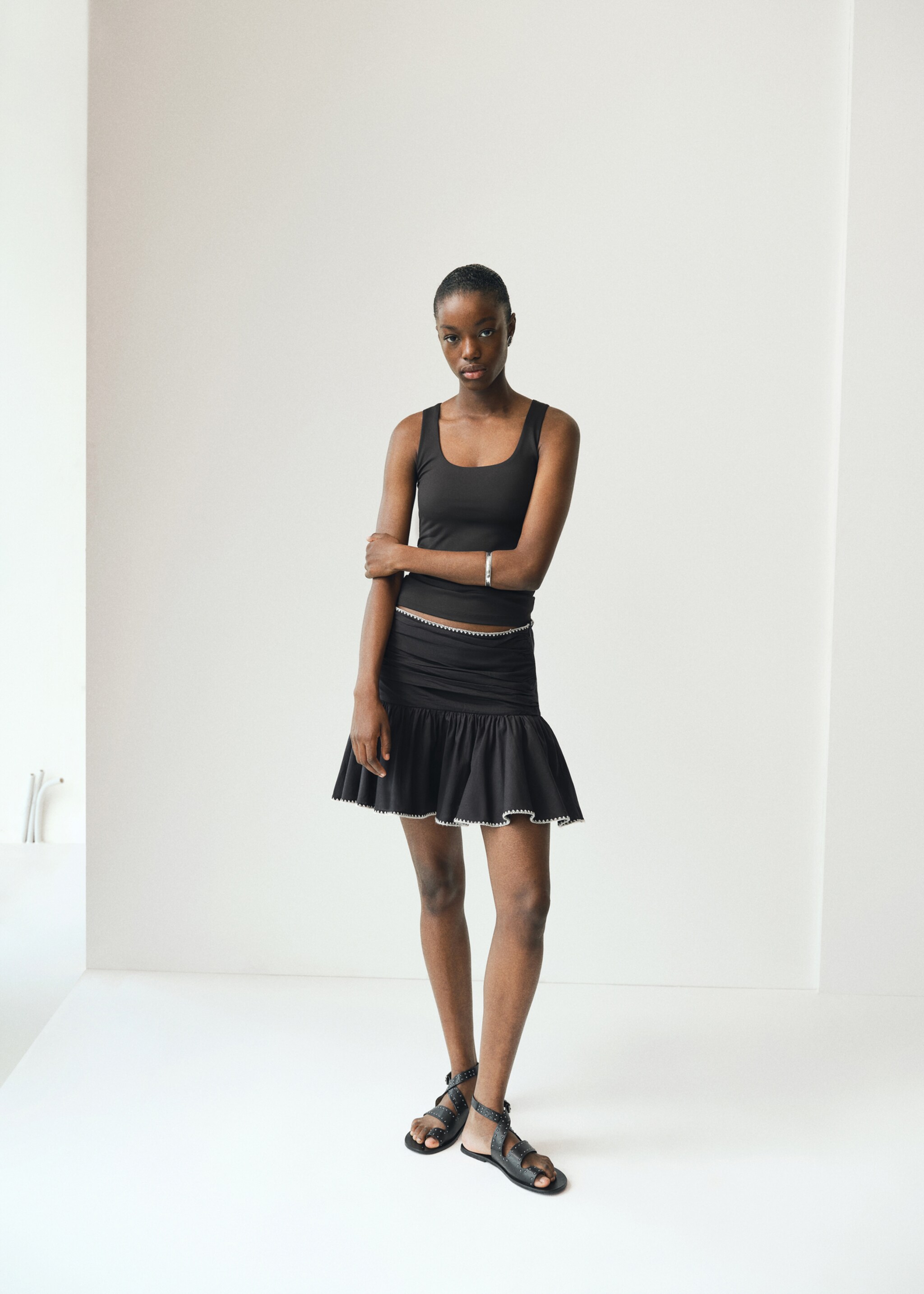 Embroidered ruffled skirt - General plane