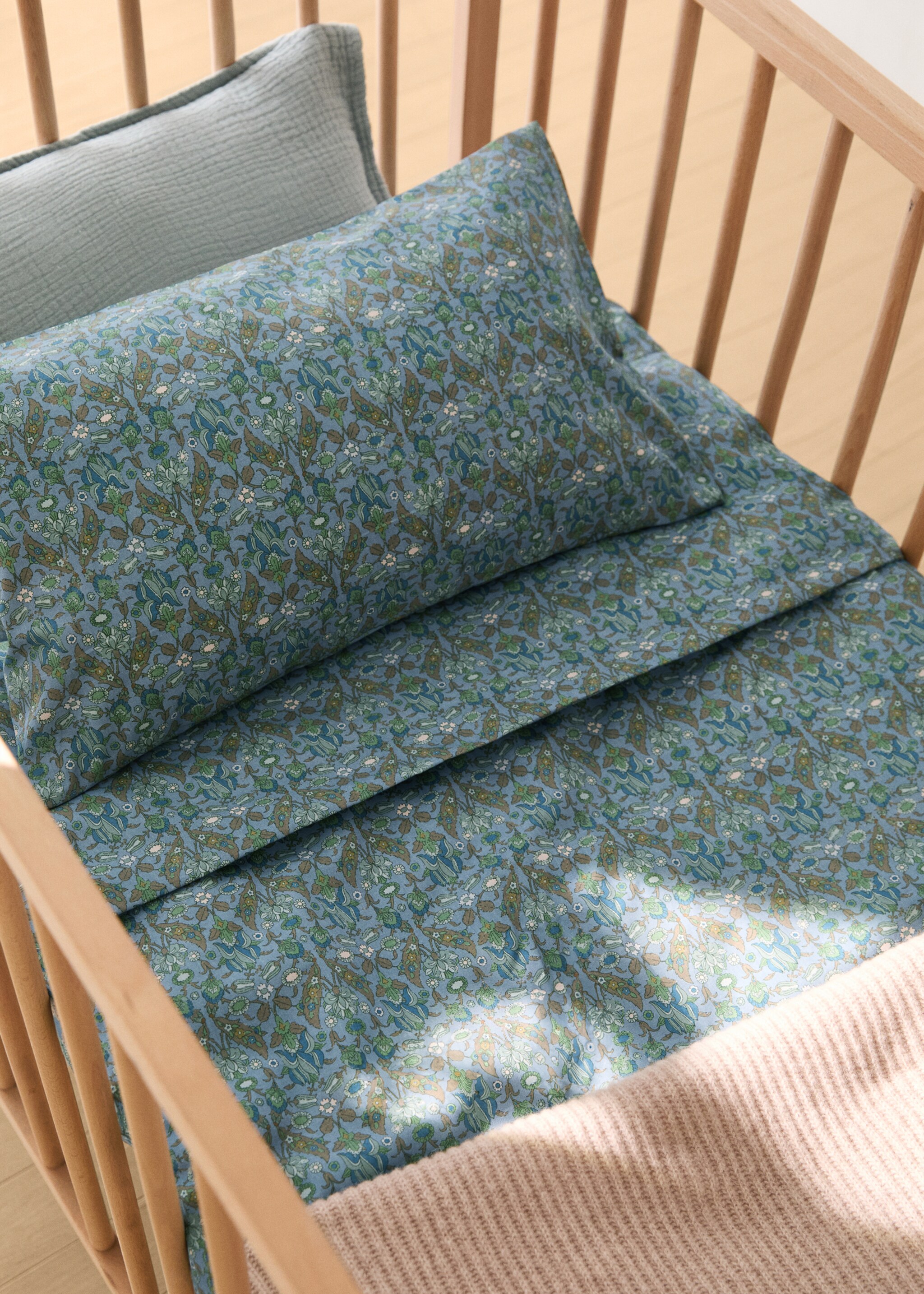 Percale cotton duvet cover with small floral print for cot - General plane, Blue. Ref: 17081559-00.