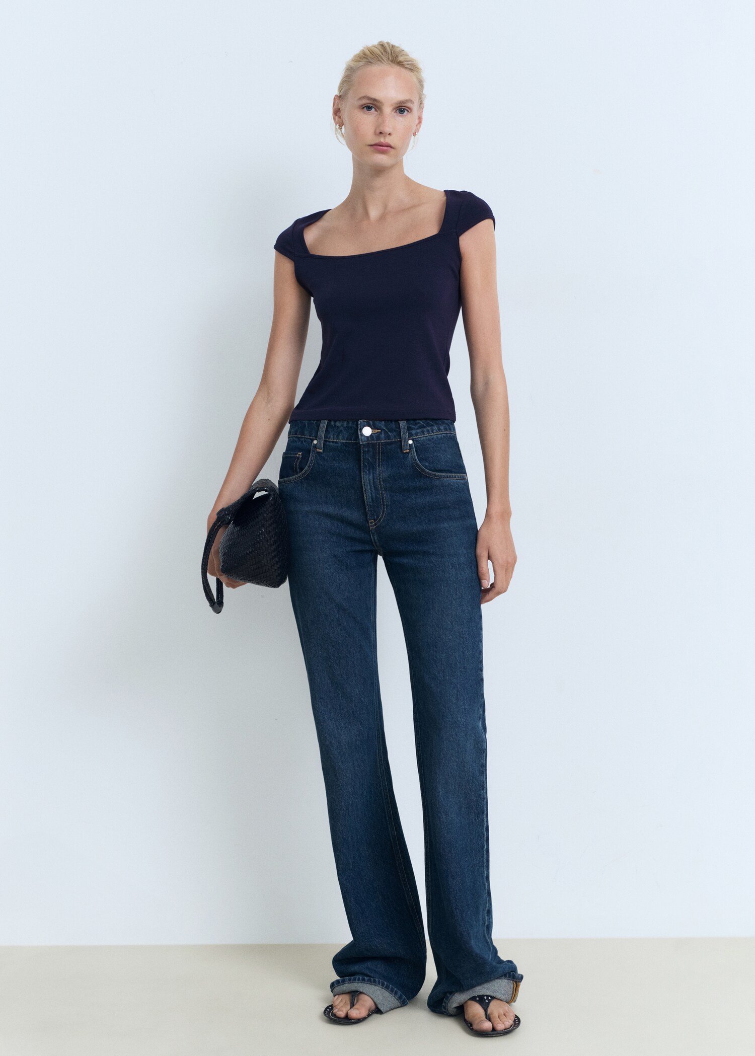 Cotton T-shirt with low neckline - General plane