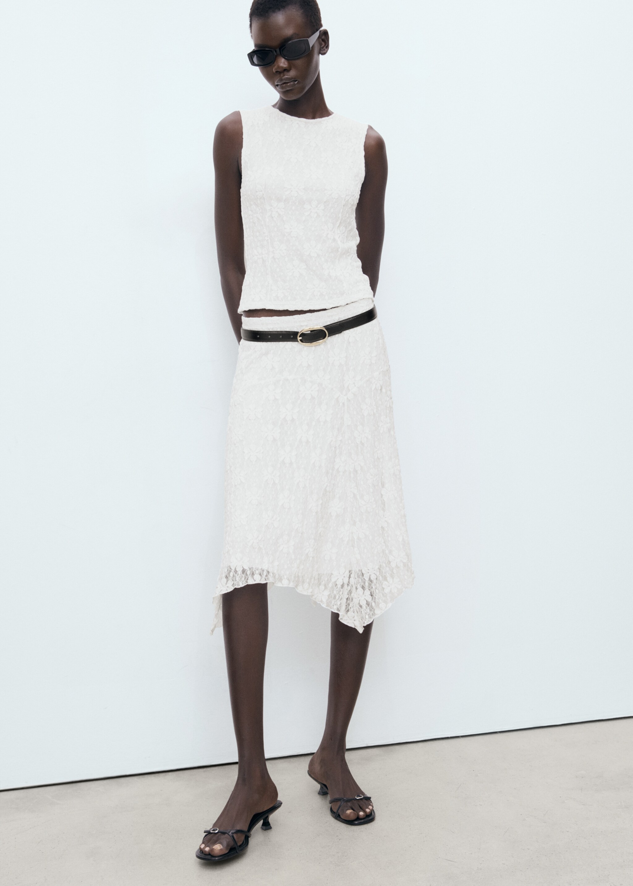 Lace midi skirt - General plane