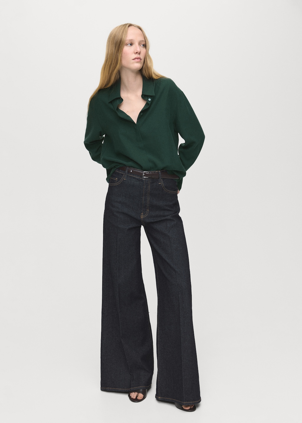 Lyocell shirt with hidden buttons