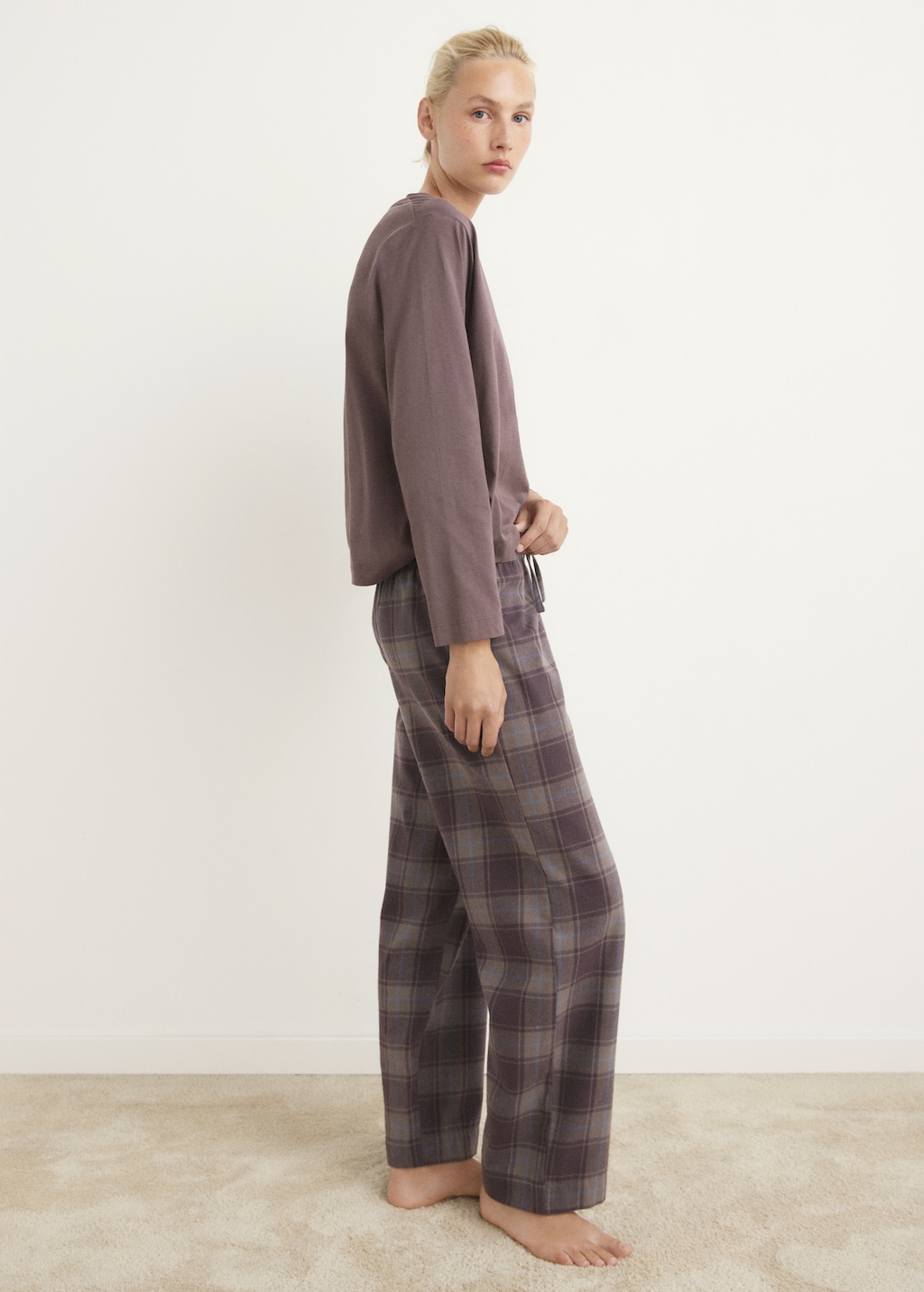 Two-piece flannel check pajamas