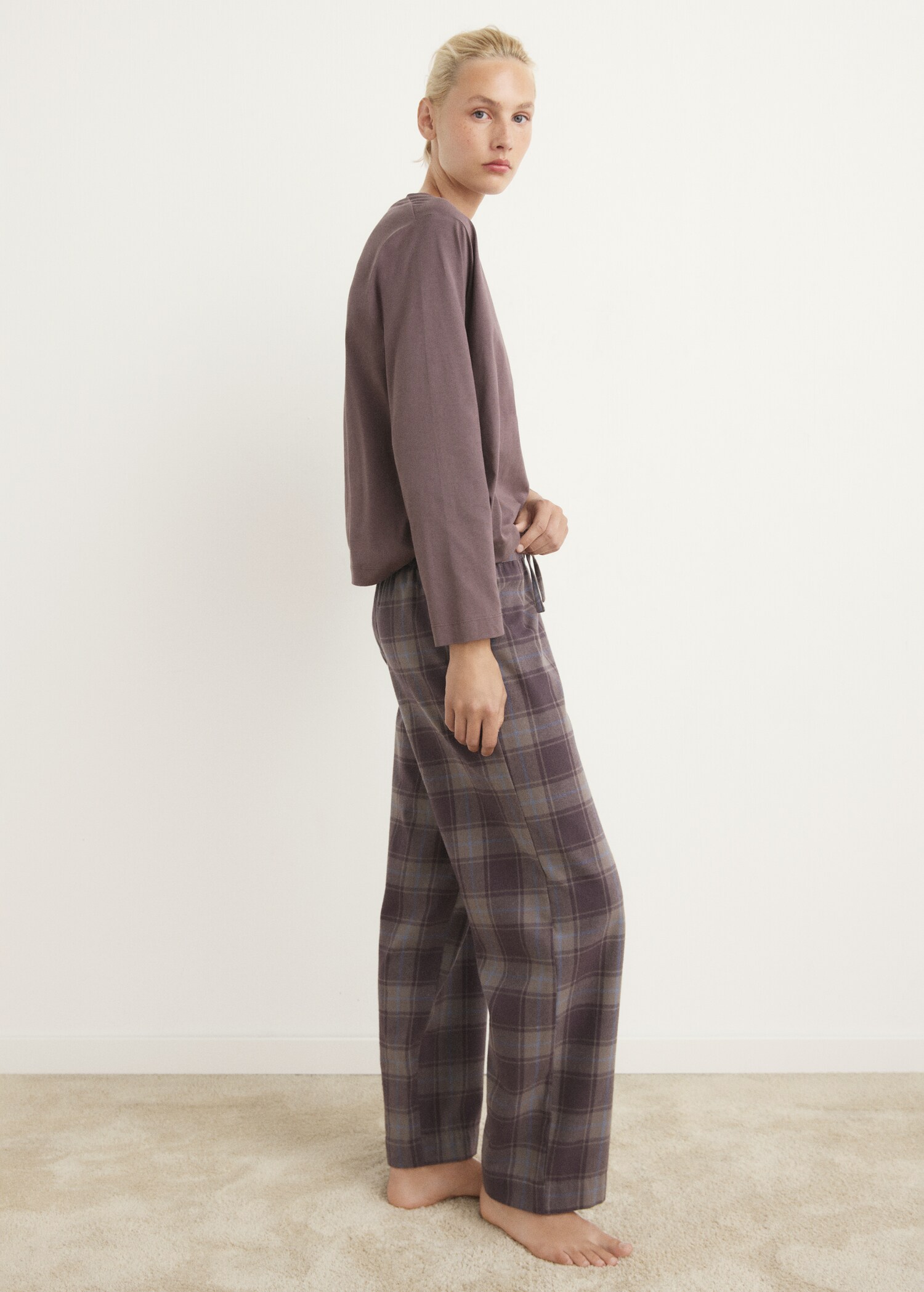 Pyjamas .-- combofra - Allmän bild