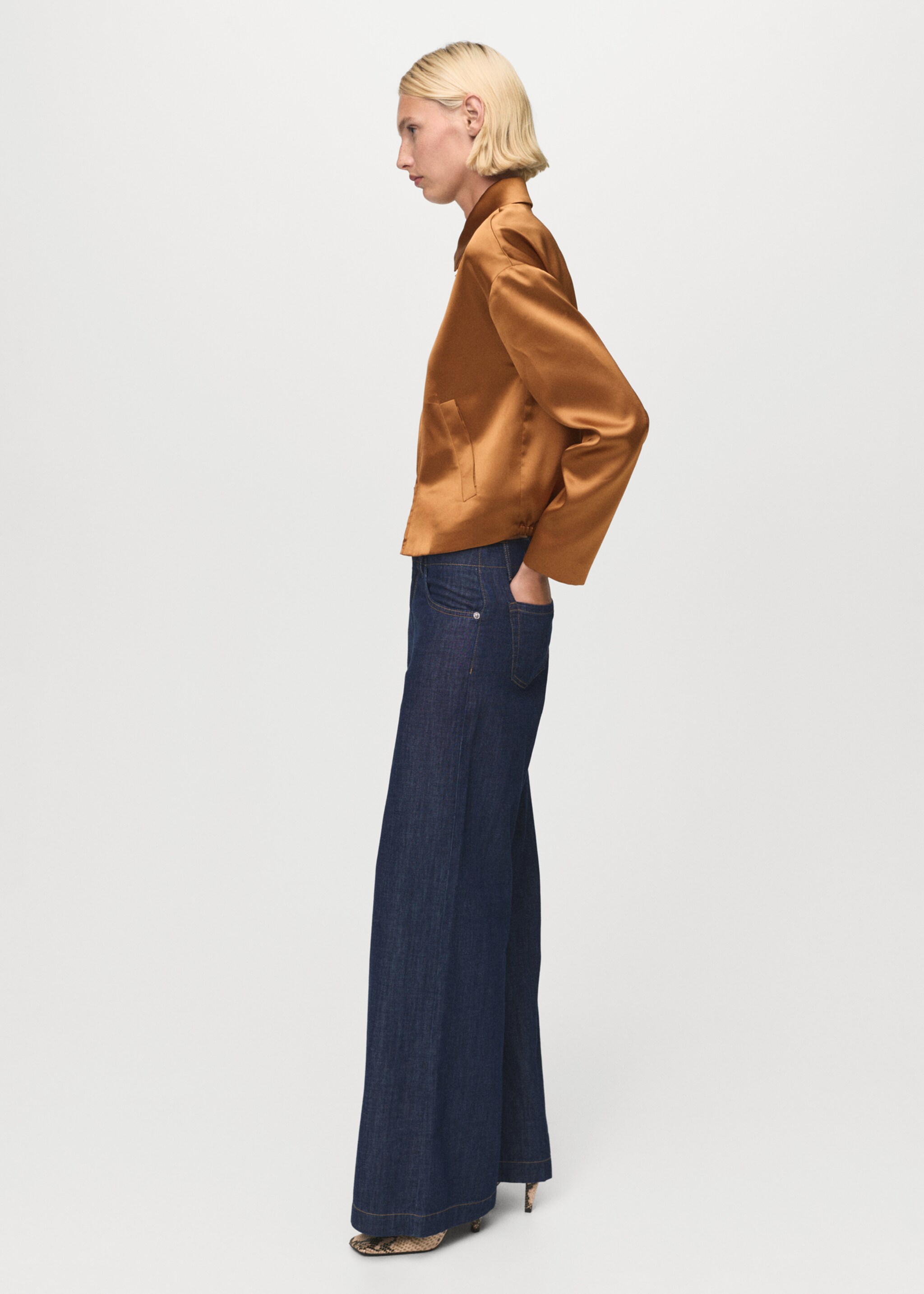 Satin jacket with pockets - General plane, Cognac. Ref: 17084447-00.