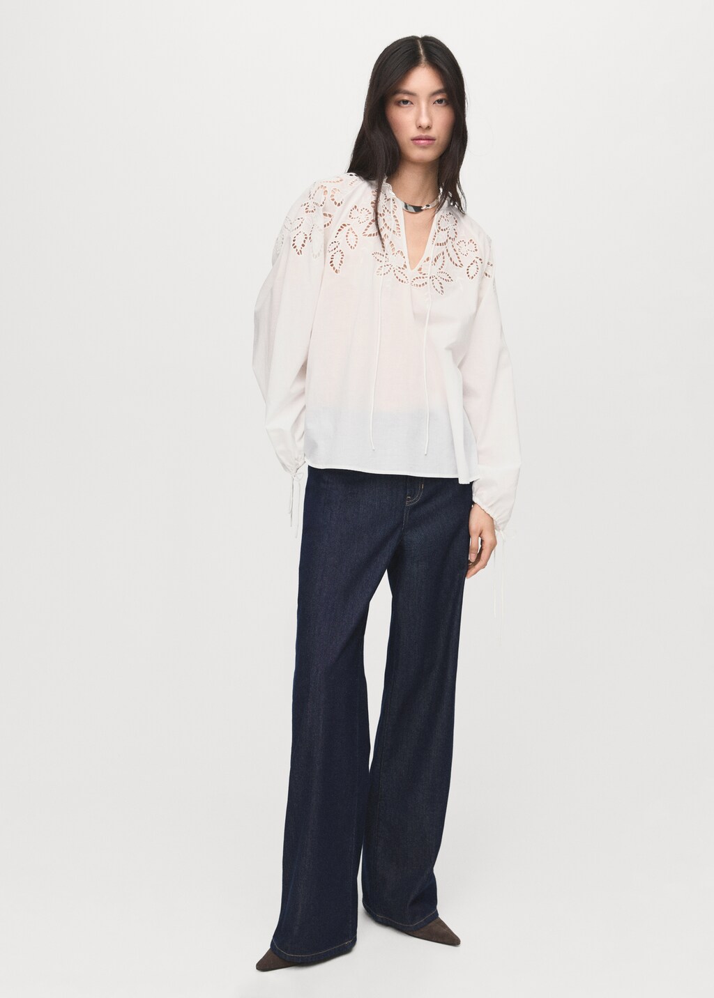 Embroidered blouse with bows - image 2