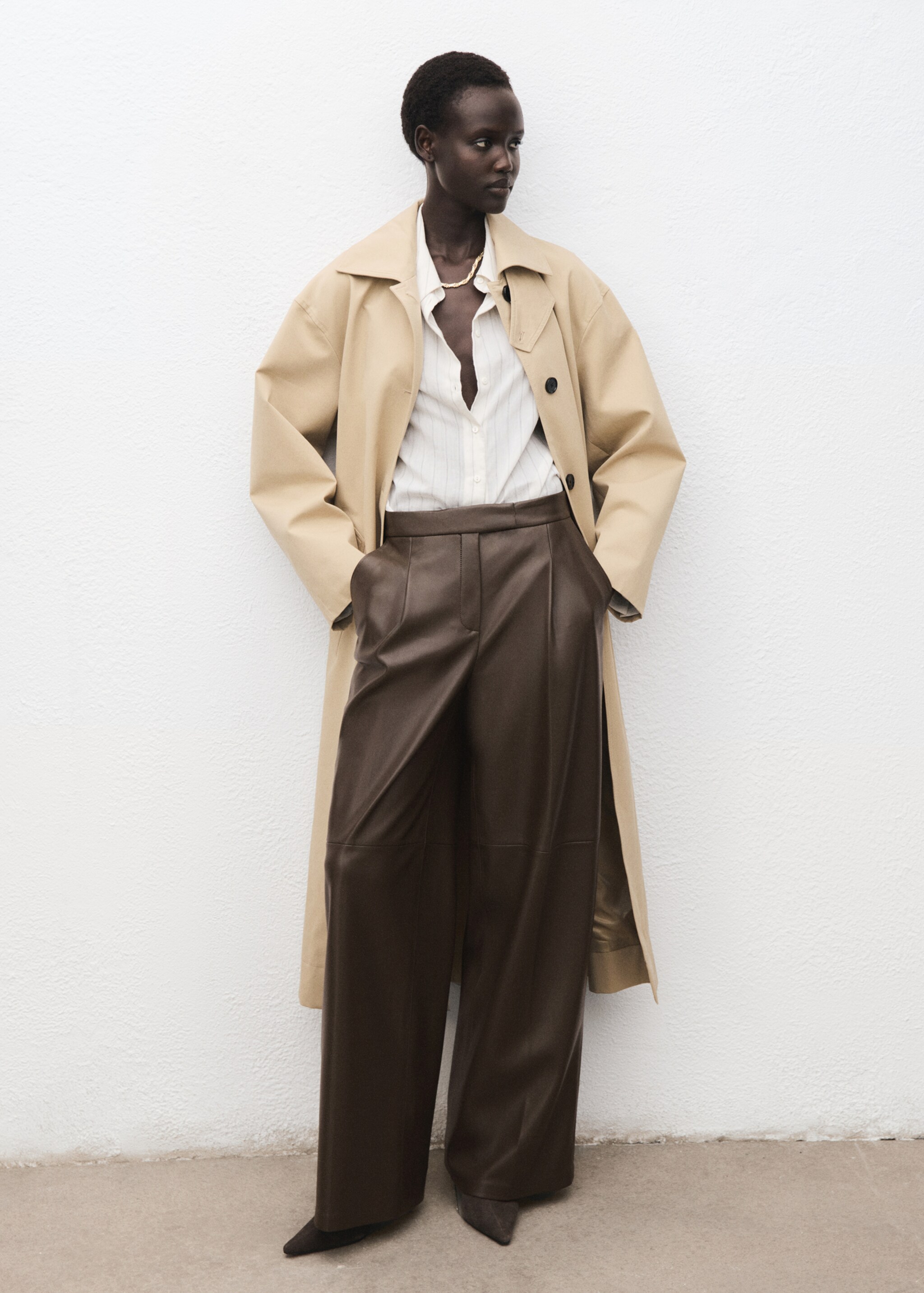 Wide leg faux leather trousers - General plane, Khaki. Ref: 17085976-00.