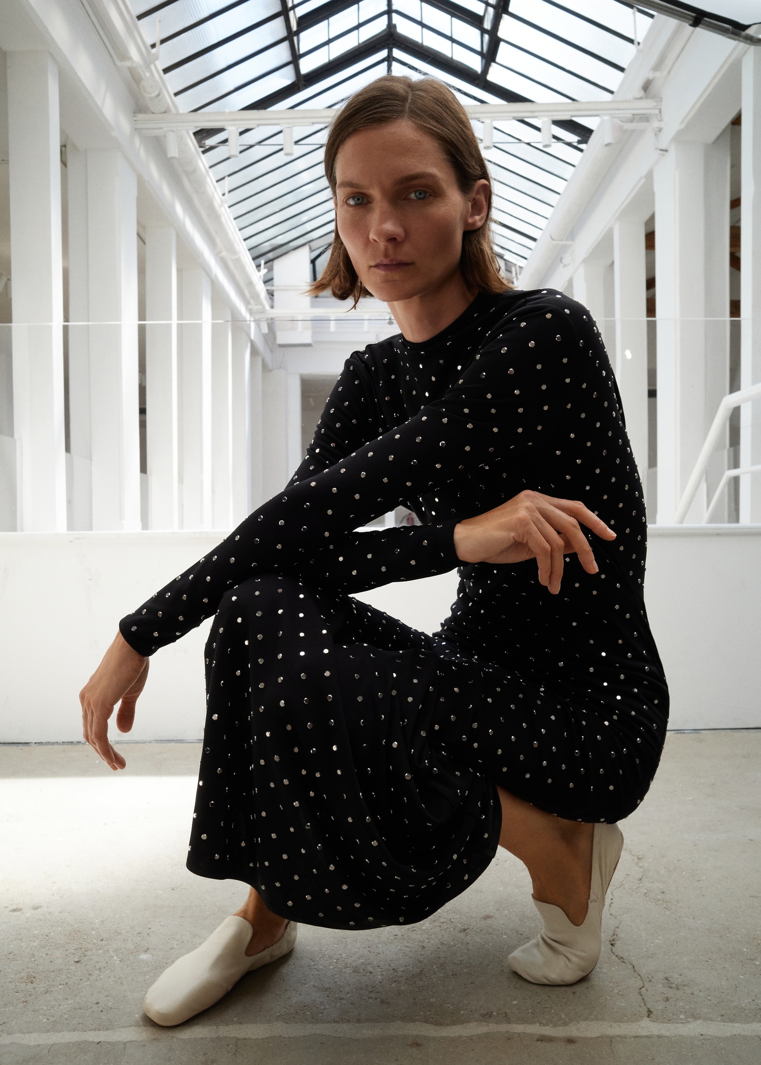 Gerimpelde leren schoenen Dames MANGO Nederland - Main Image