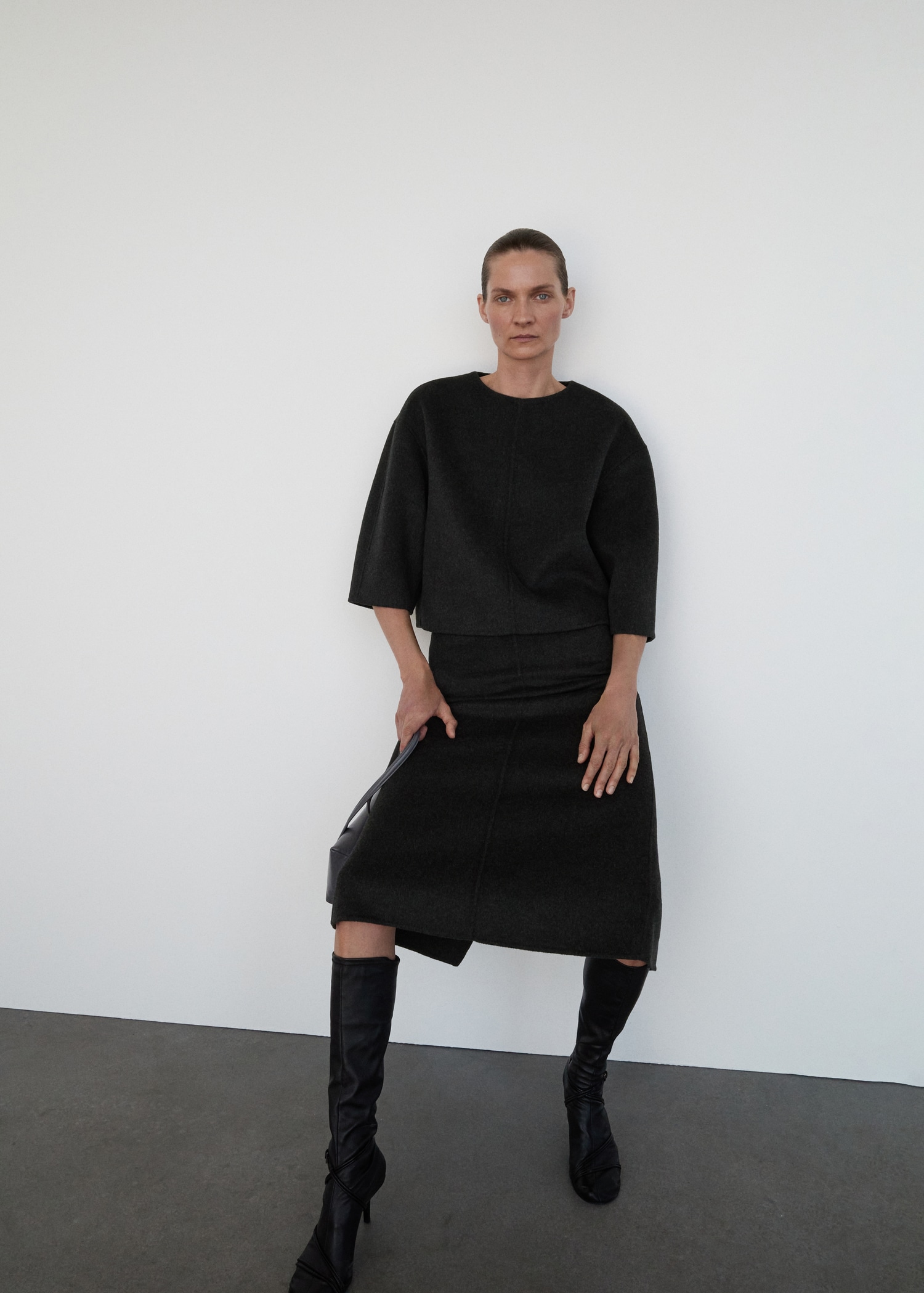 Wool top with three-quarter sleeve - General plane