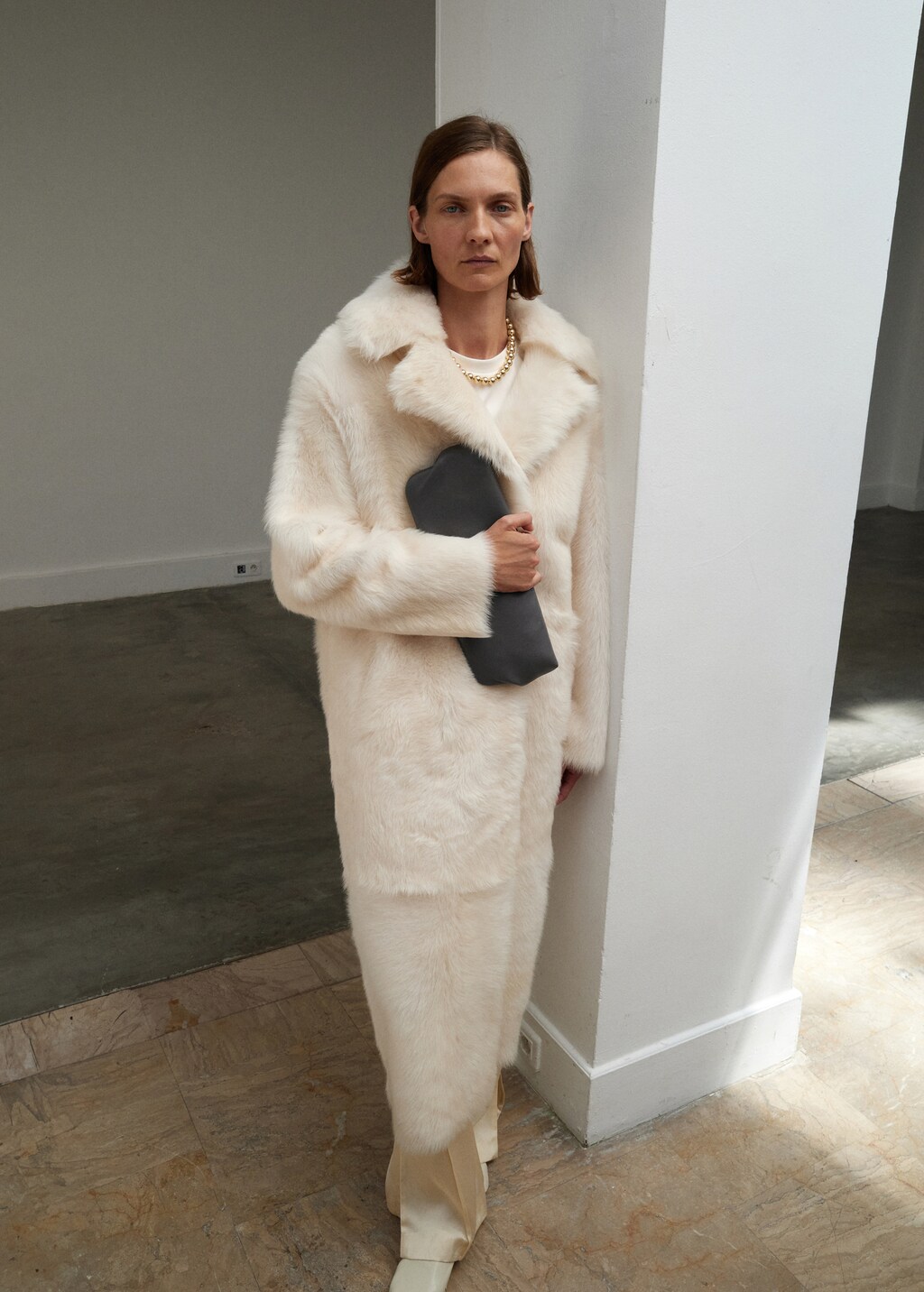 Reversible 100% fur coat | MANGO Japan