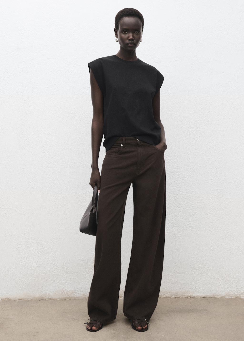 Cotton sleeveless t-shirt