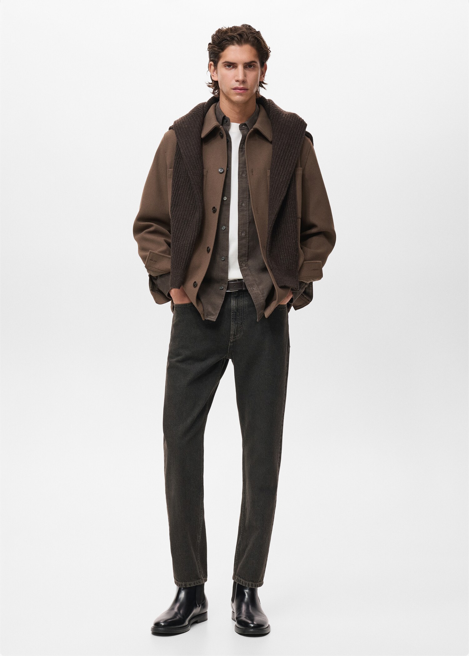 Wool coat with pockets - General plane