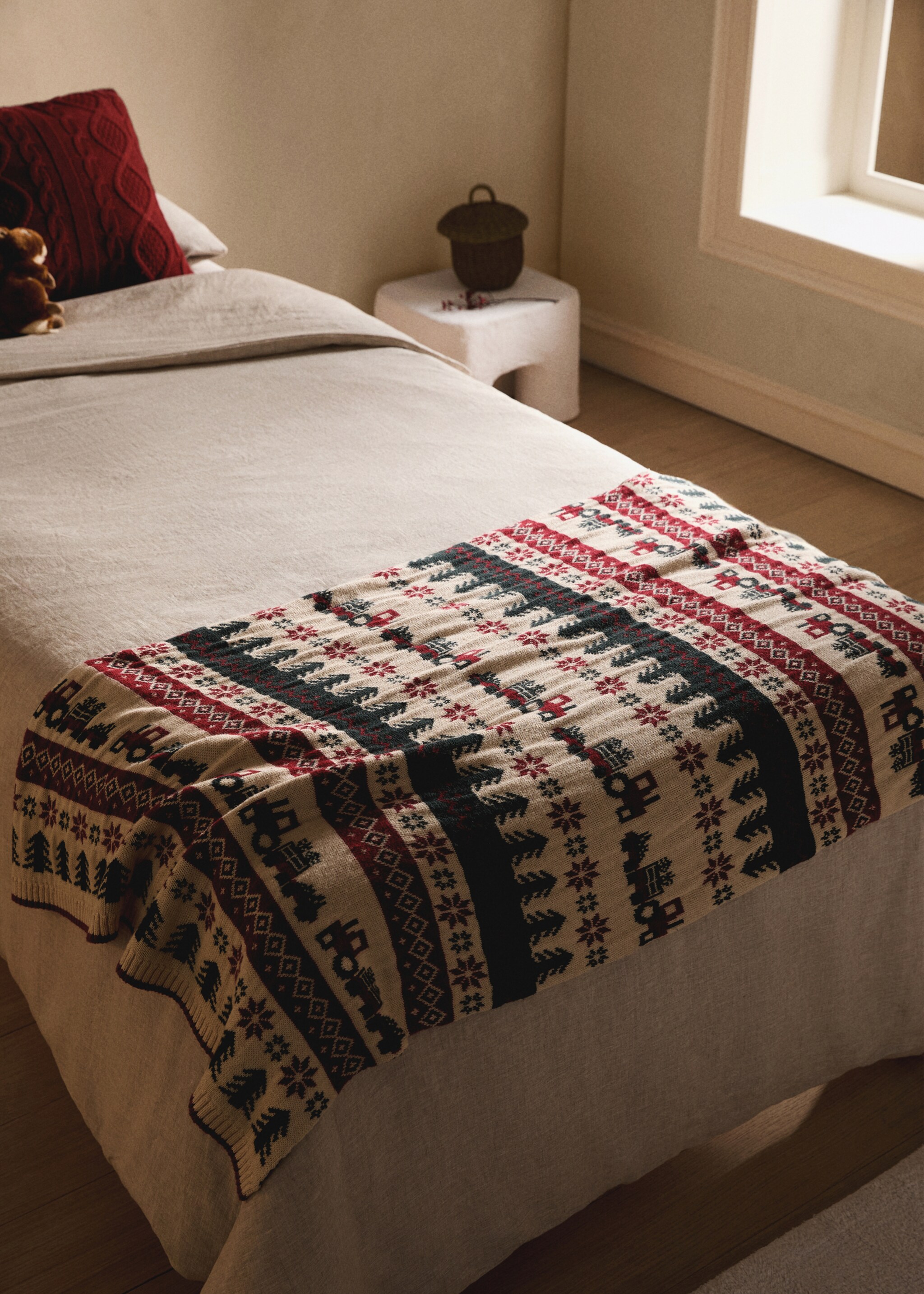 Children's jacquard wool blanket with Christmas design - General plane, Red. Ref: 17087901-00.