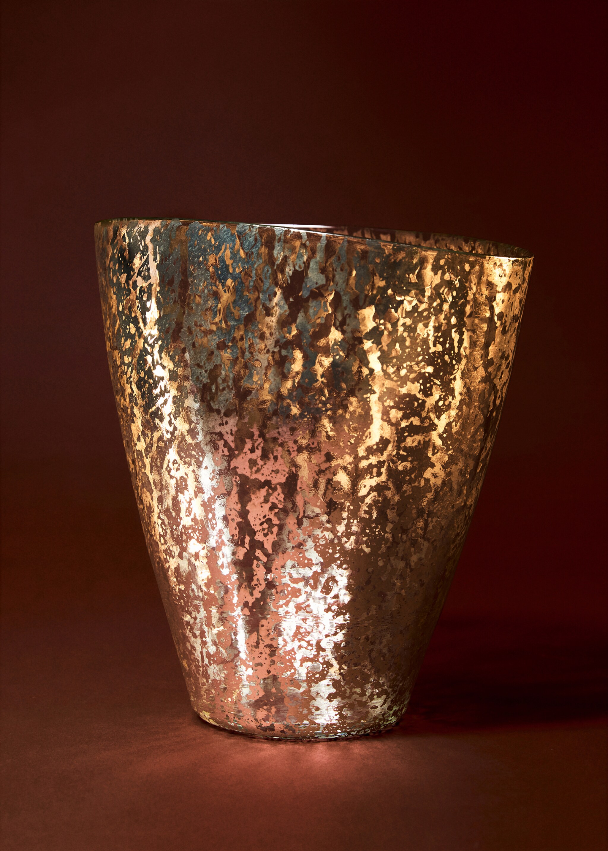 Vaso de vidro mercurizado tamanho médio - Plano geral, Ouro. Ref: 17088285-00.