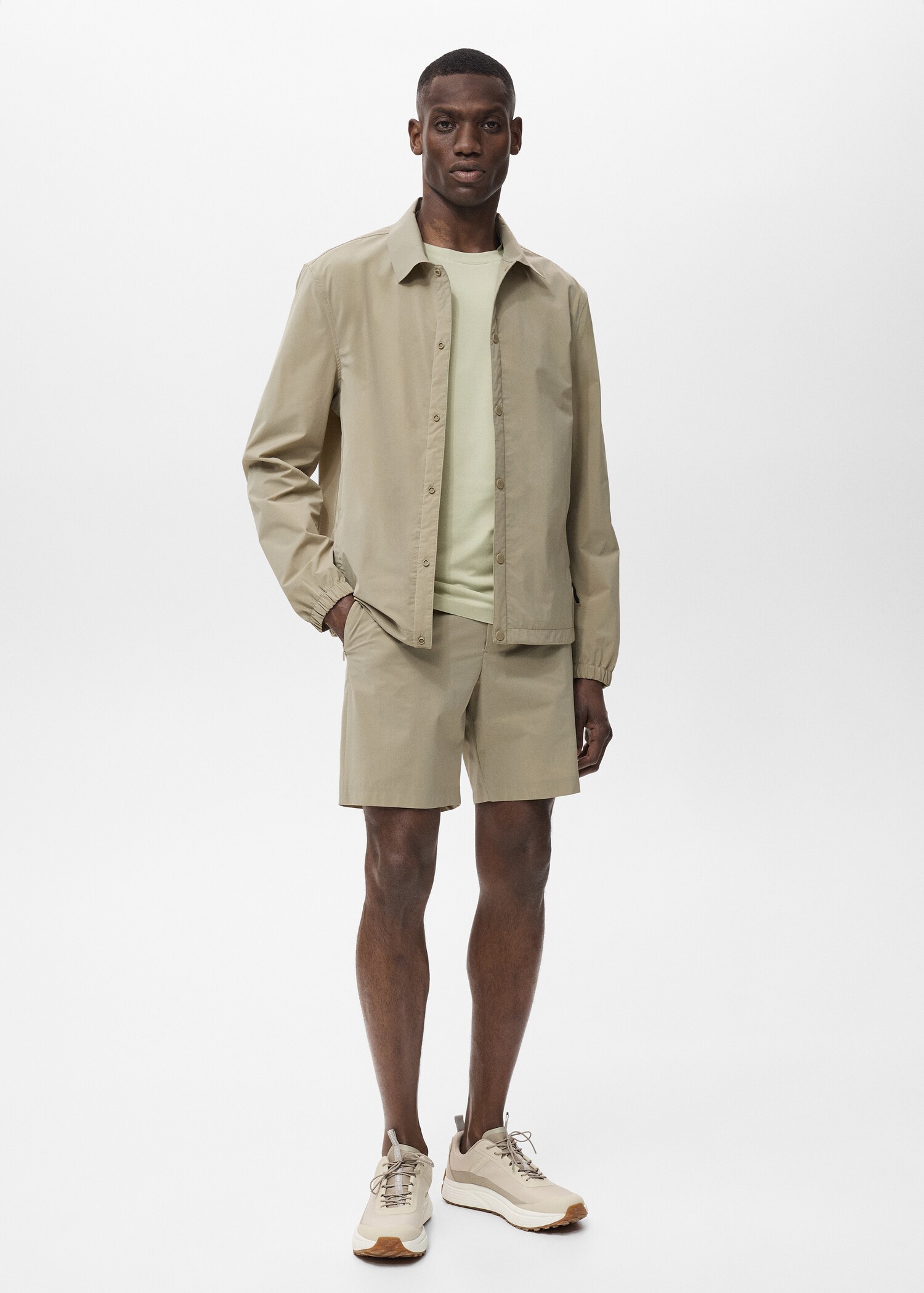 Bermudas water-repellent - Plano general