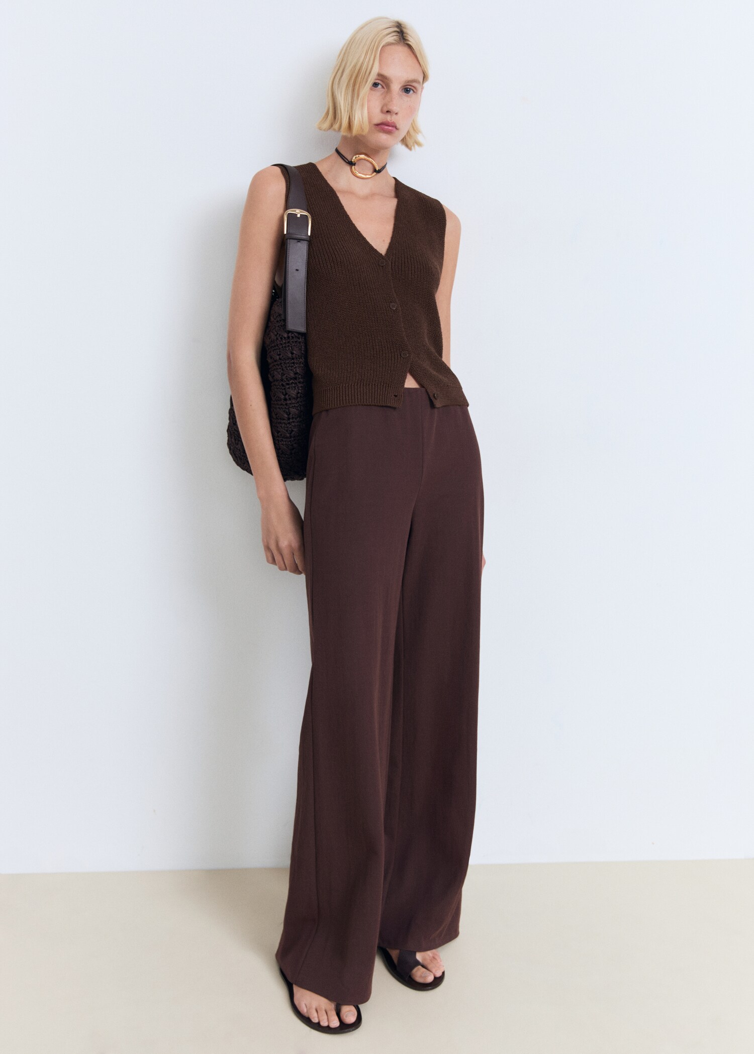 Openwork knitted waistcoat - General plane