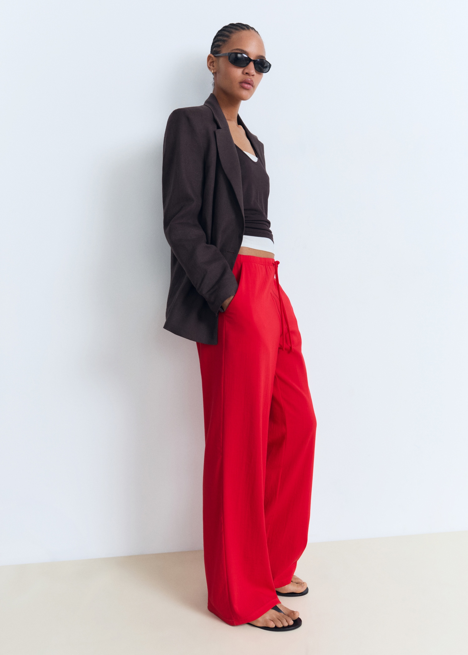 Drawstring straight trousers - General plane