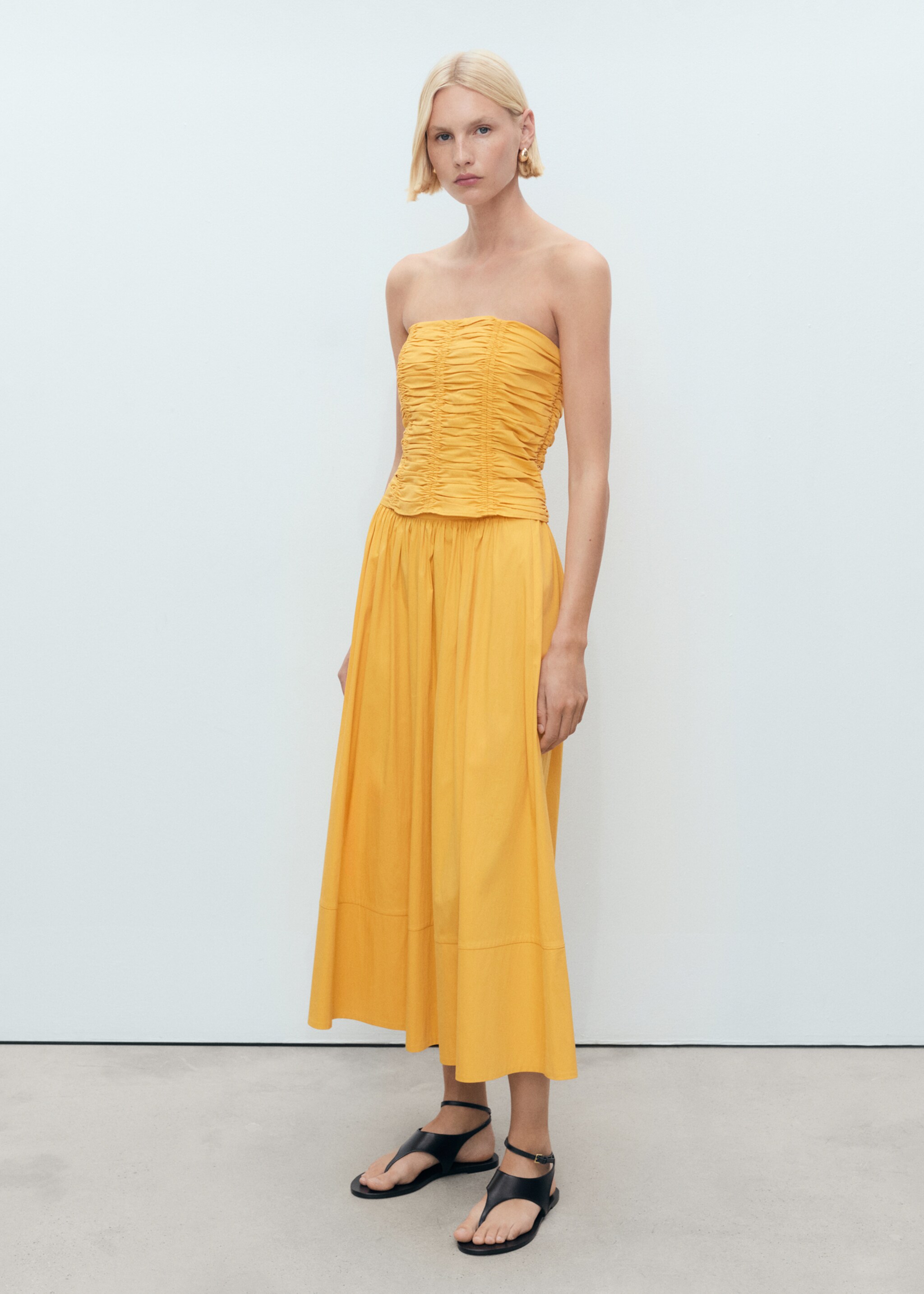 Ruched strapless top - General plane