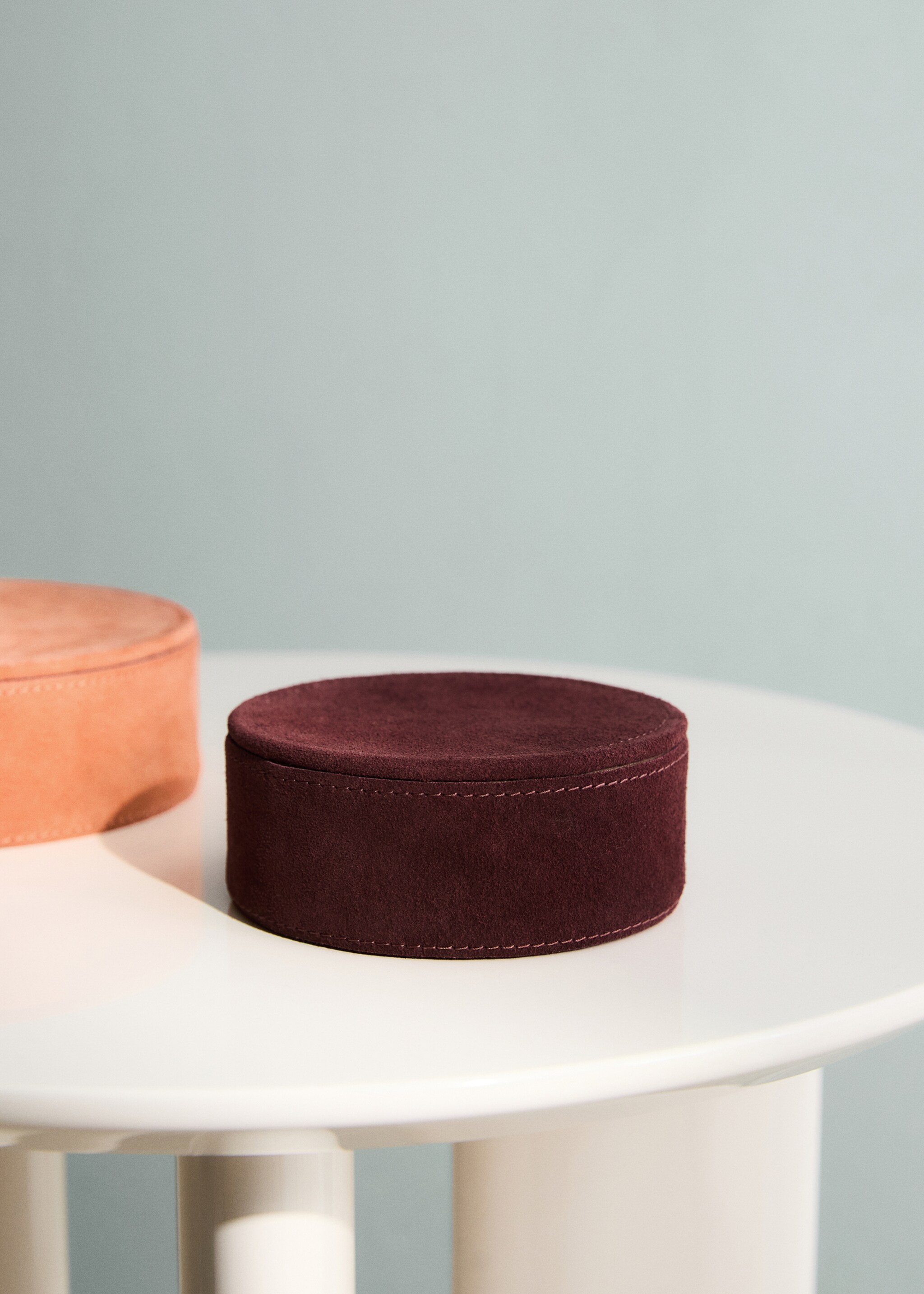 Caja redonda piel bicolor pequeña - Plano general, Marrón. Ref: 17091291-00.