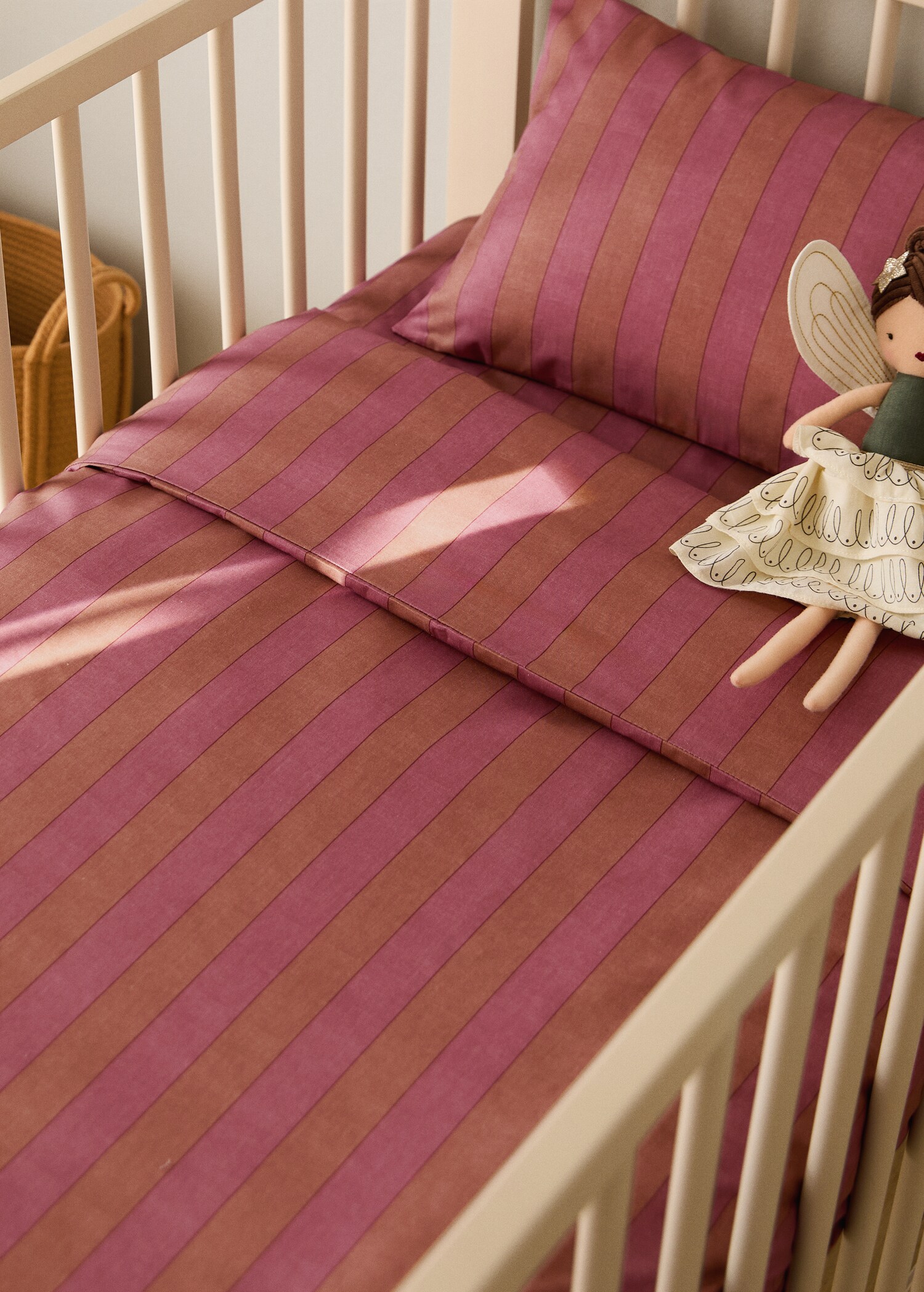 Kodak-striped duvet cover for cot - General plane