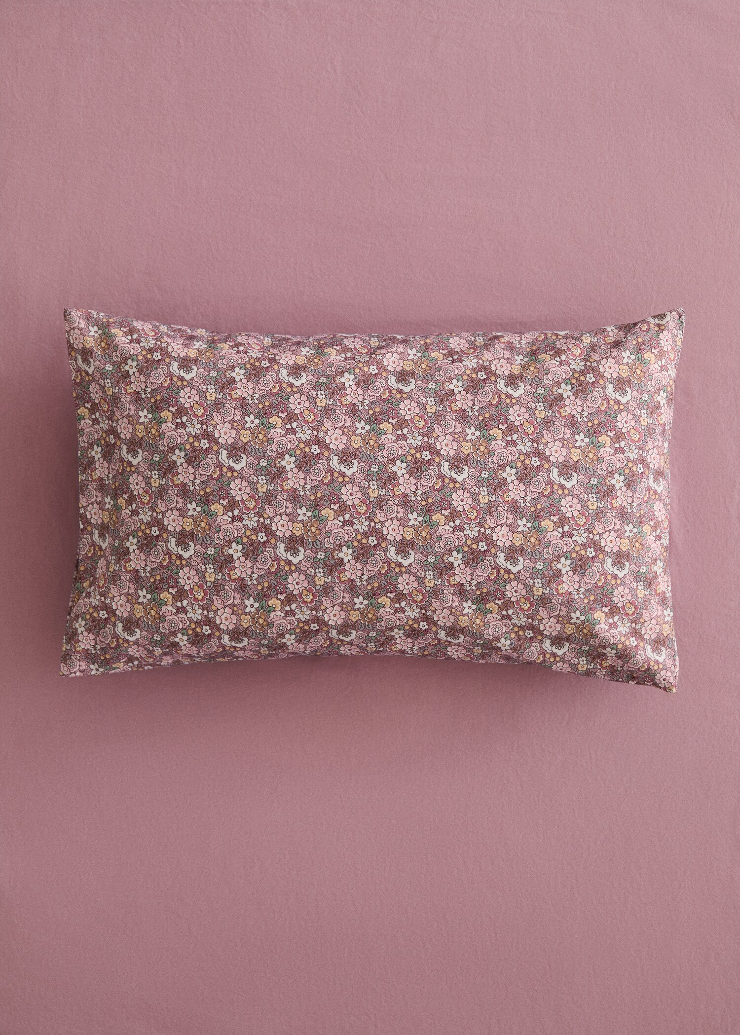 Children's pillowcase in small floral printed cotton percale 30x50 cm - General plane
