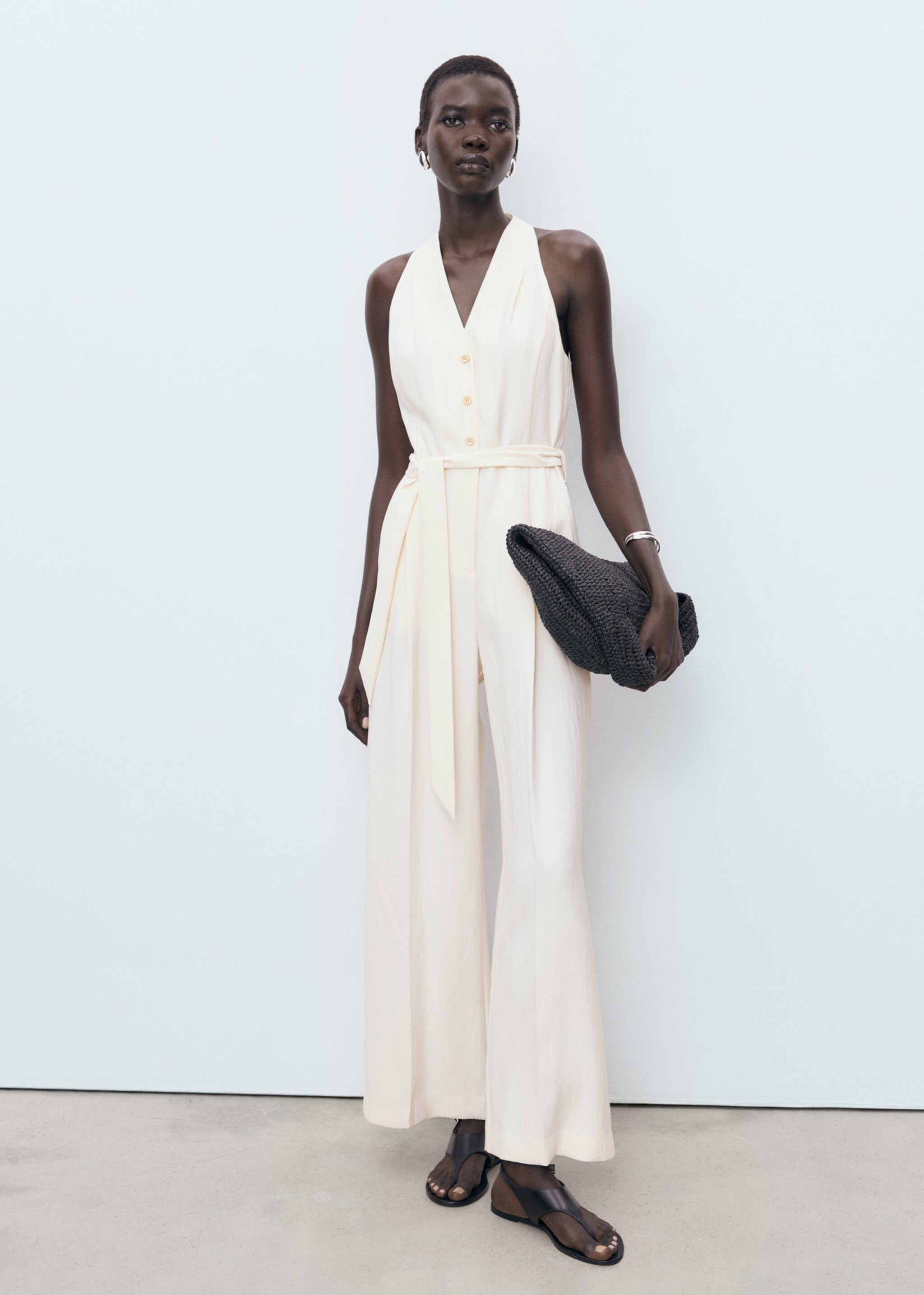 Halternek jumpsuit met ceintuur - Overzichtstekening