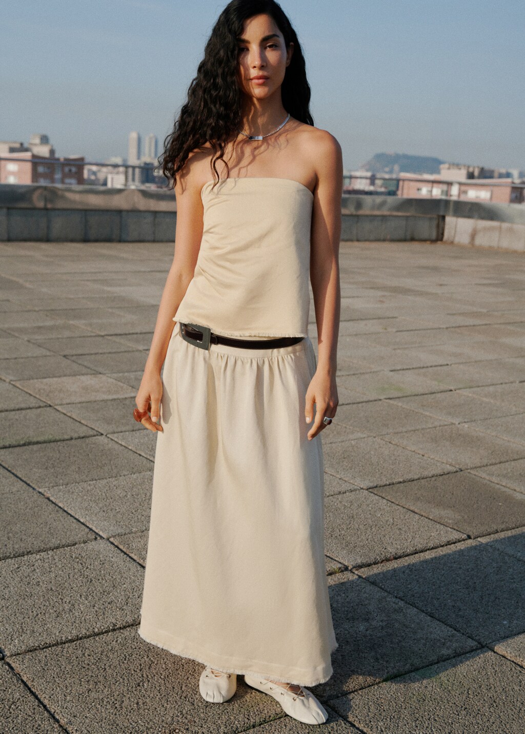 Mango Strapless linen-blend top